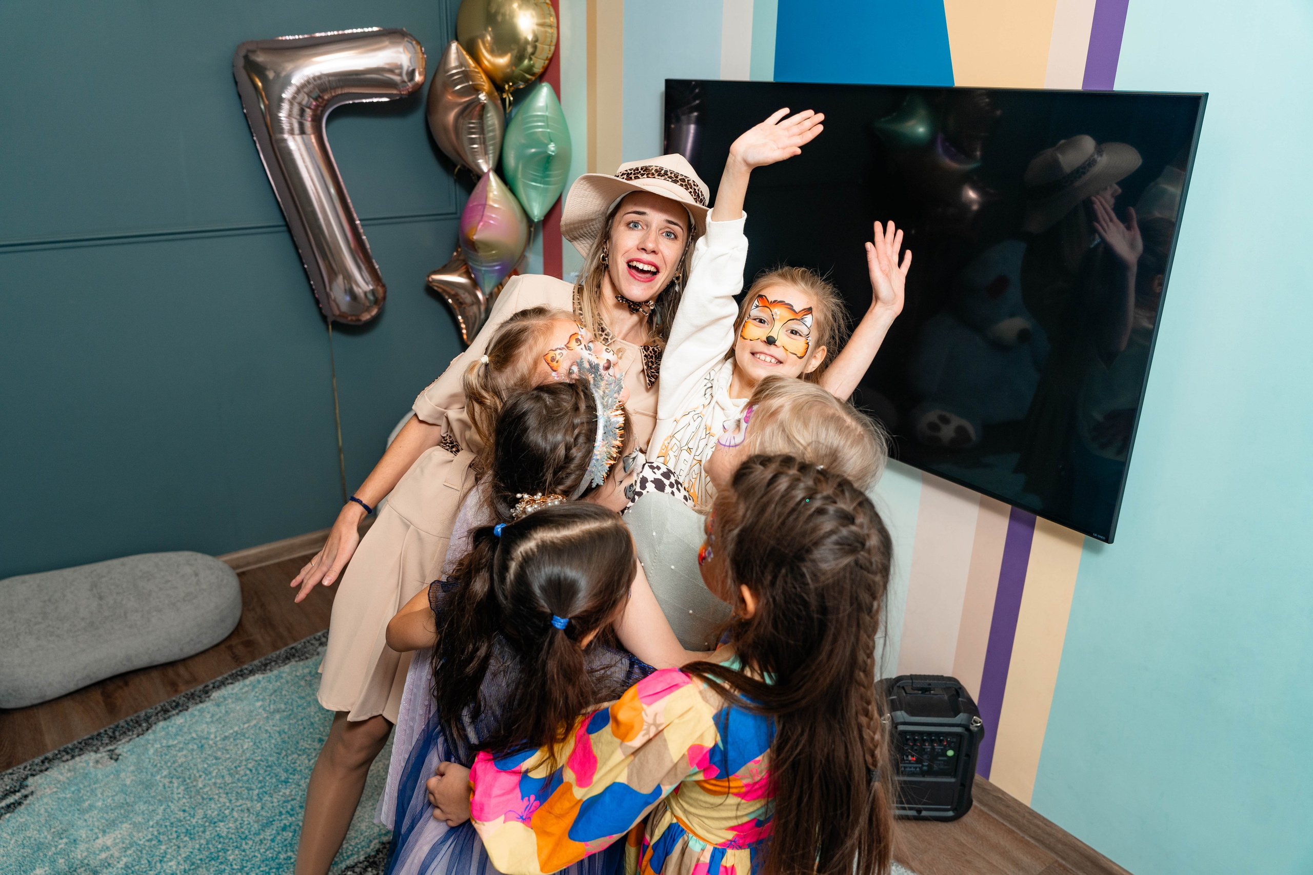 День Рождения Лауры в TiDi-клуб. Фотограф Никита Комаров