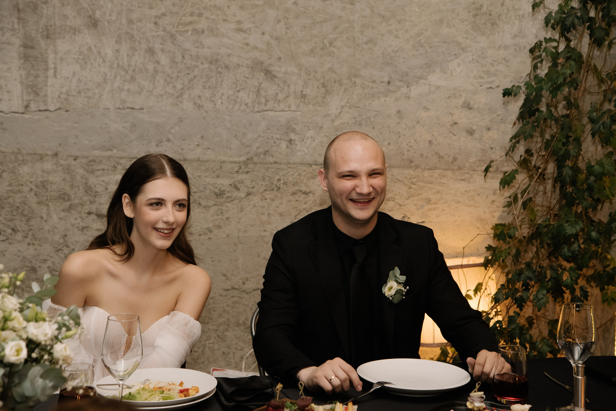 Цветочная локация. Свадебный фотограф Челябинск Полина Чеботарь