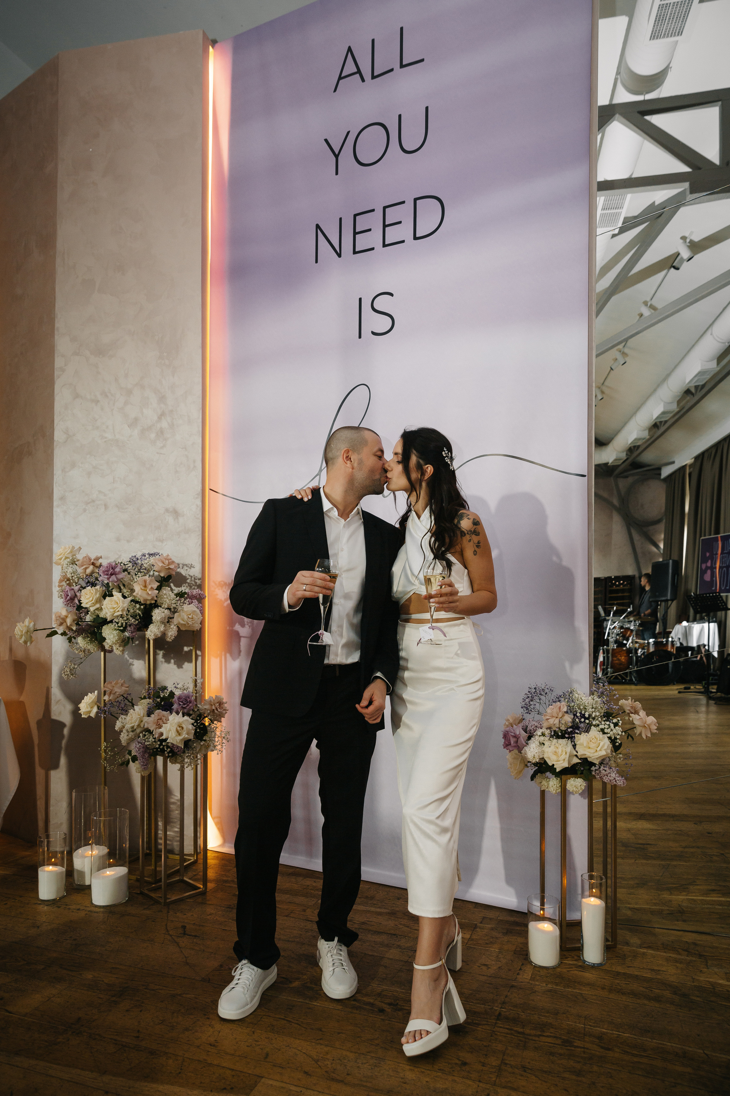 ПРИМОРСКИЙ ЗАГС | Июнь, «Летучий Голландец». Свадебный фотограф в Санкт-Петербурге Полина Корзухина