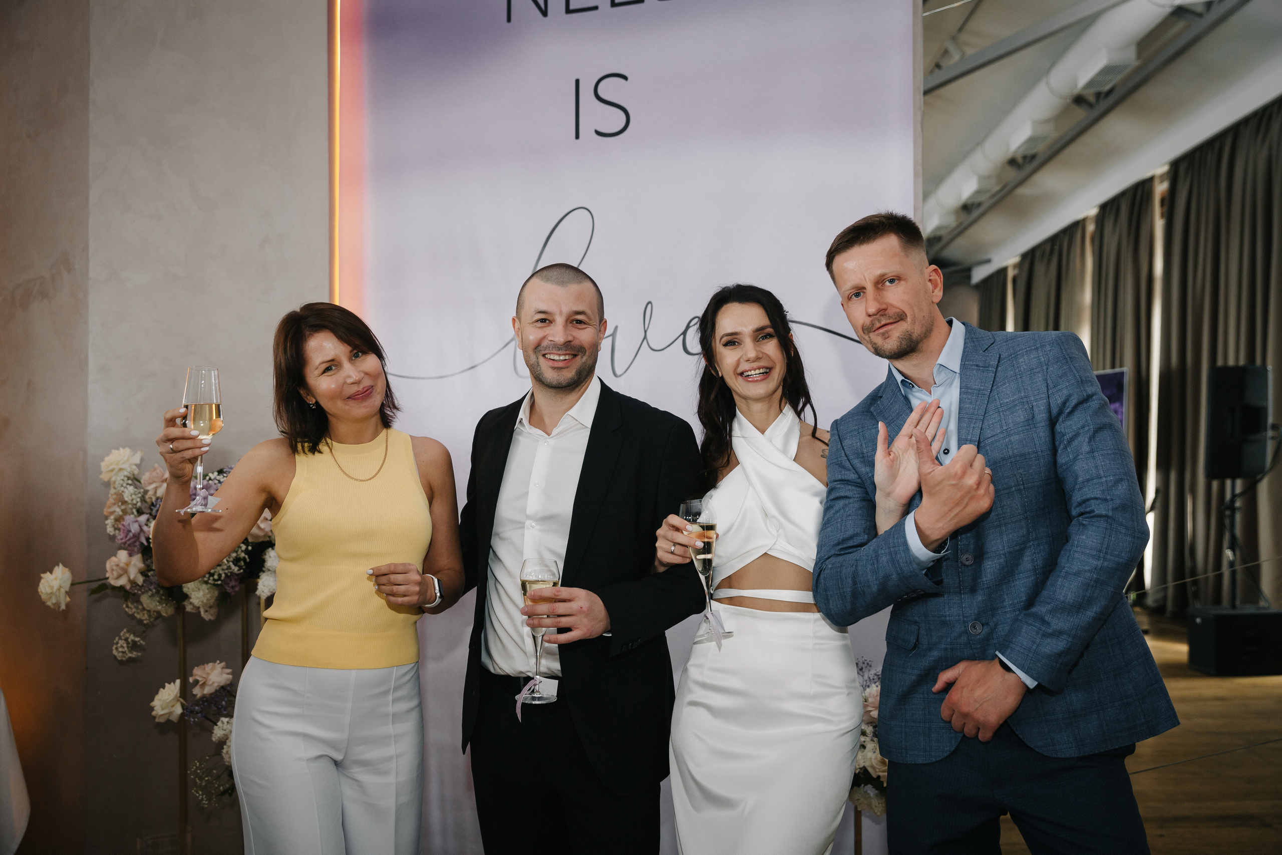 ПРИМОРСКИЙ ЗАГС | Июнь, «Летучий Голландец». Свадебный фотограф в Санкт-Петербурге Полина Корзухина