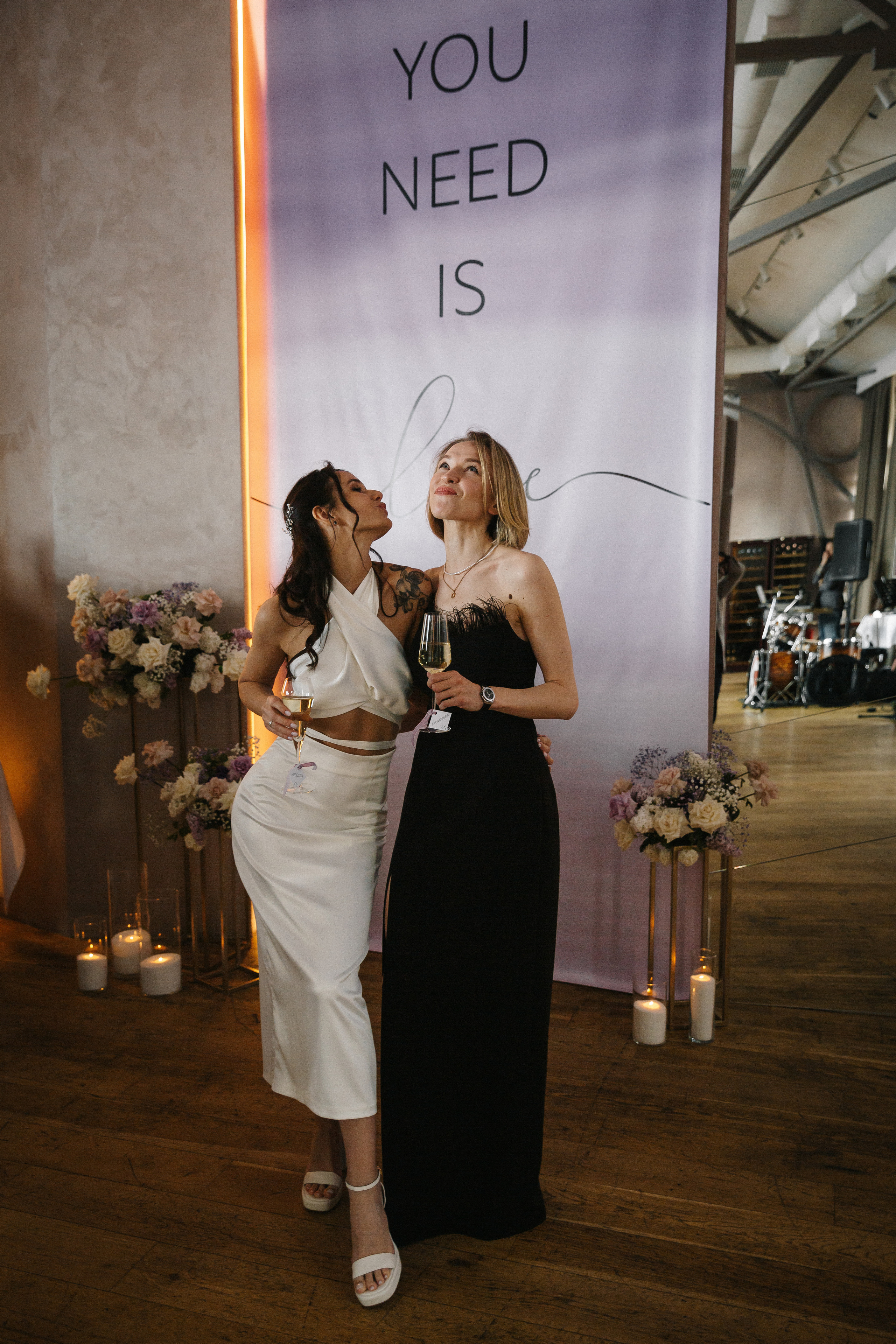 ПРИМОРСКИЙ ЗАГС | Июнь, «Летучий Голландец». Свадебный фотограф в Санкт-Петербурге Полина Корзухина