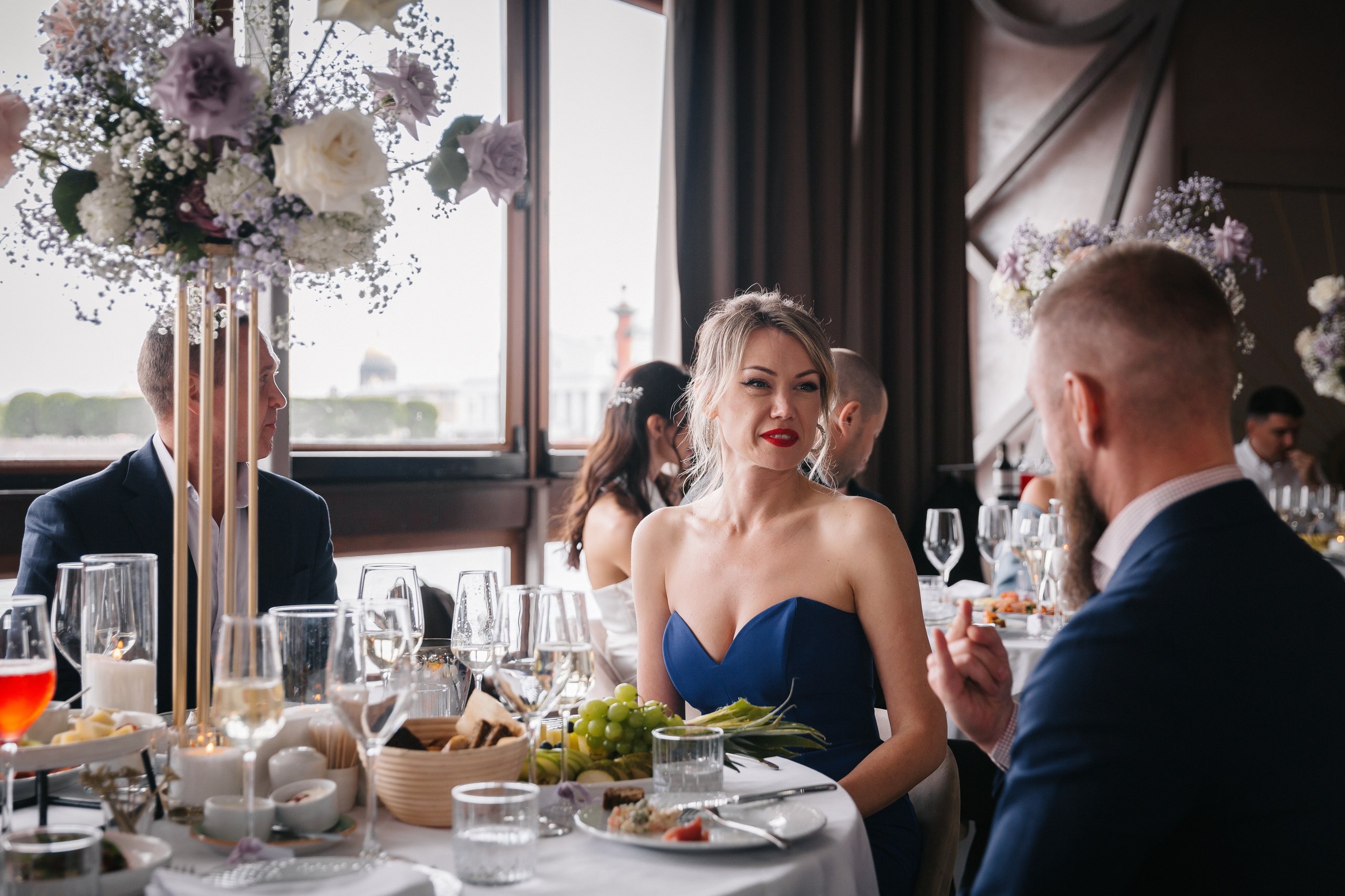 ПРИМОРСКИЙ ЗАГС | Июнь, «Летучий Голландец». Свадебный фотограф в Санкт-Петербурге Полина Корзухина