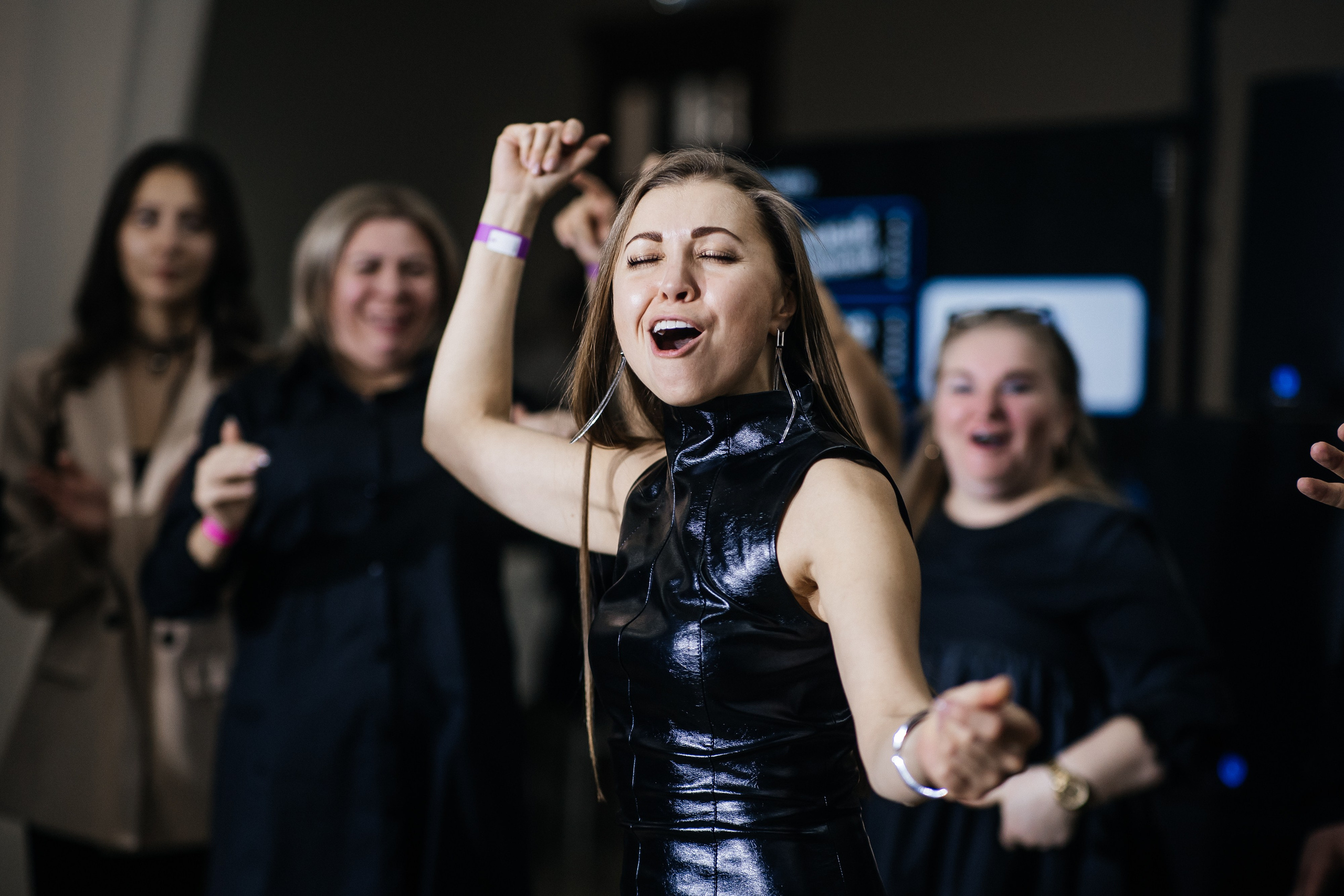 Транспортная компания КИТ 2024. Свадебный и портретный фотограф Алина Иванова. Екатеринбург-Москва