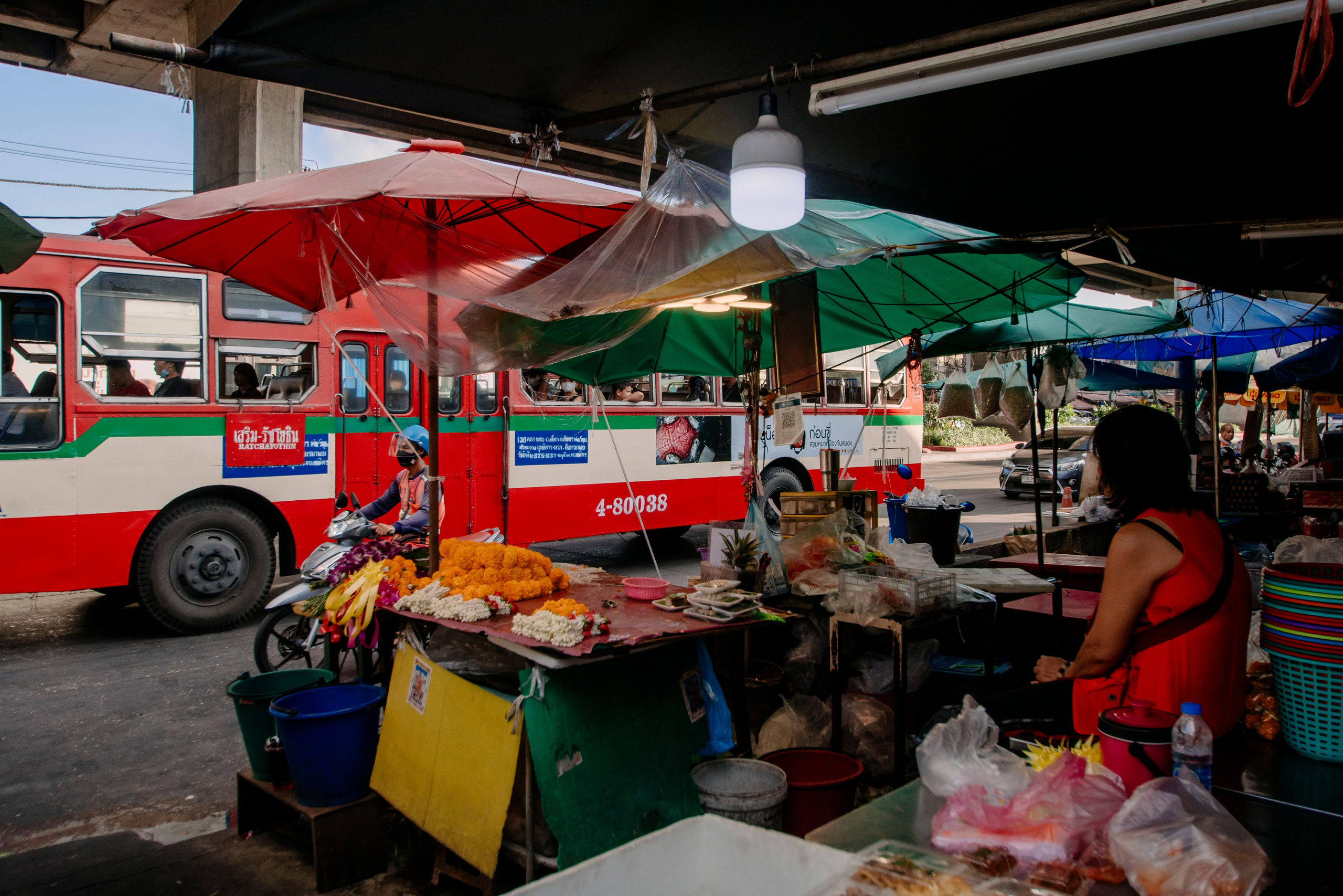 Бангкок стрит фото. Iraogo