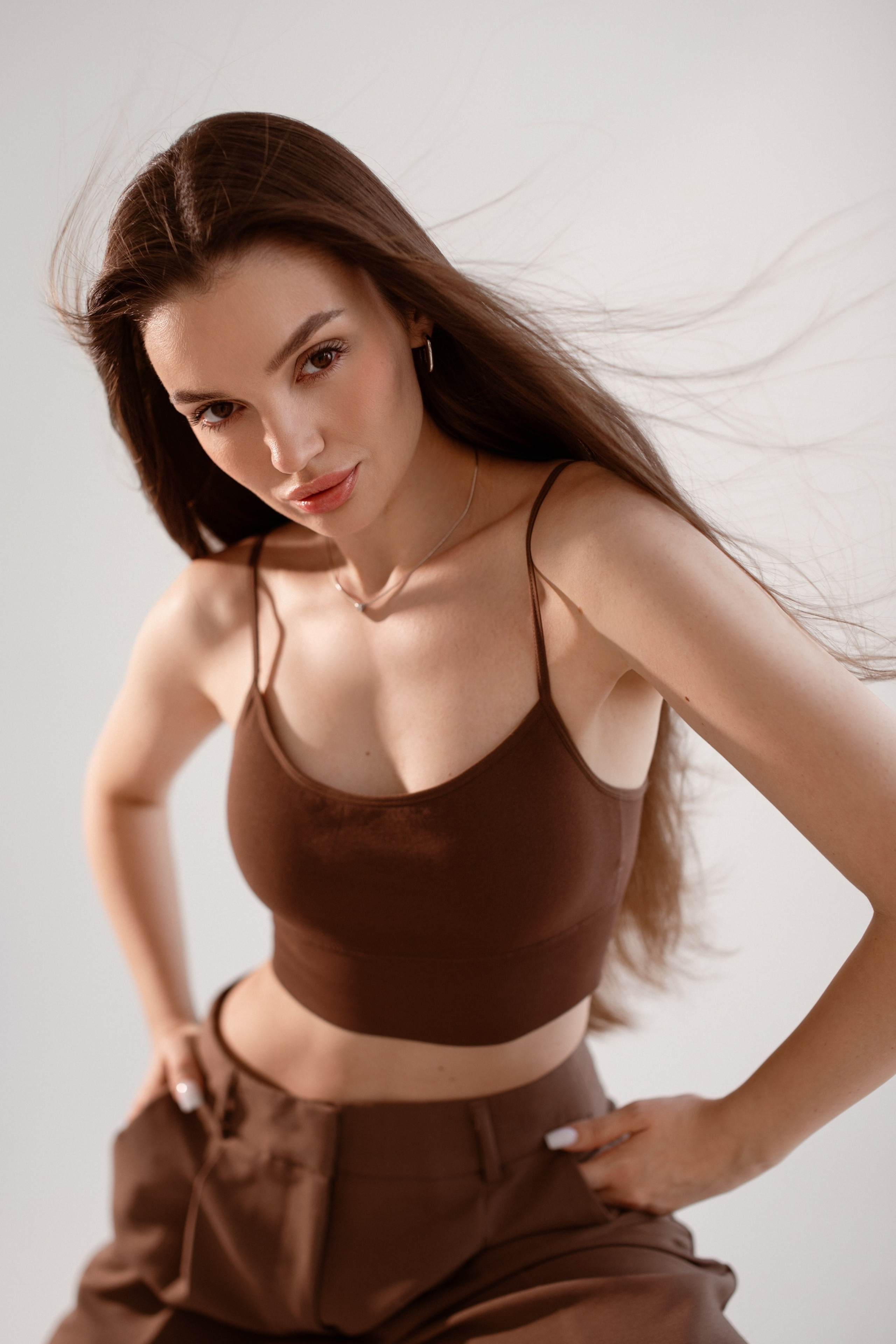 Евгения — модель для маркетплейсов. ТМ Продакшн — Съемка для маркетплейсов в Москве