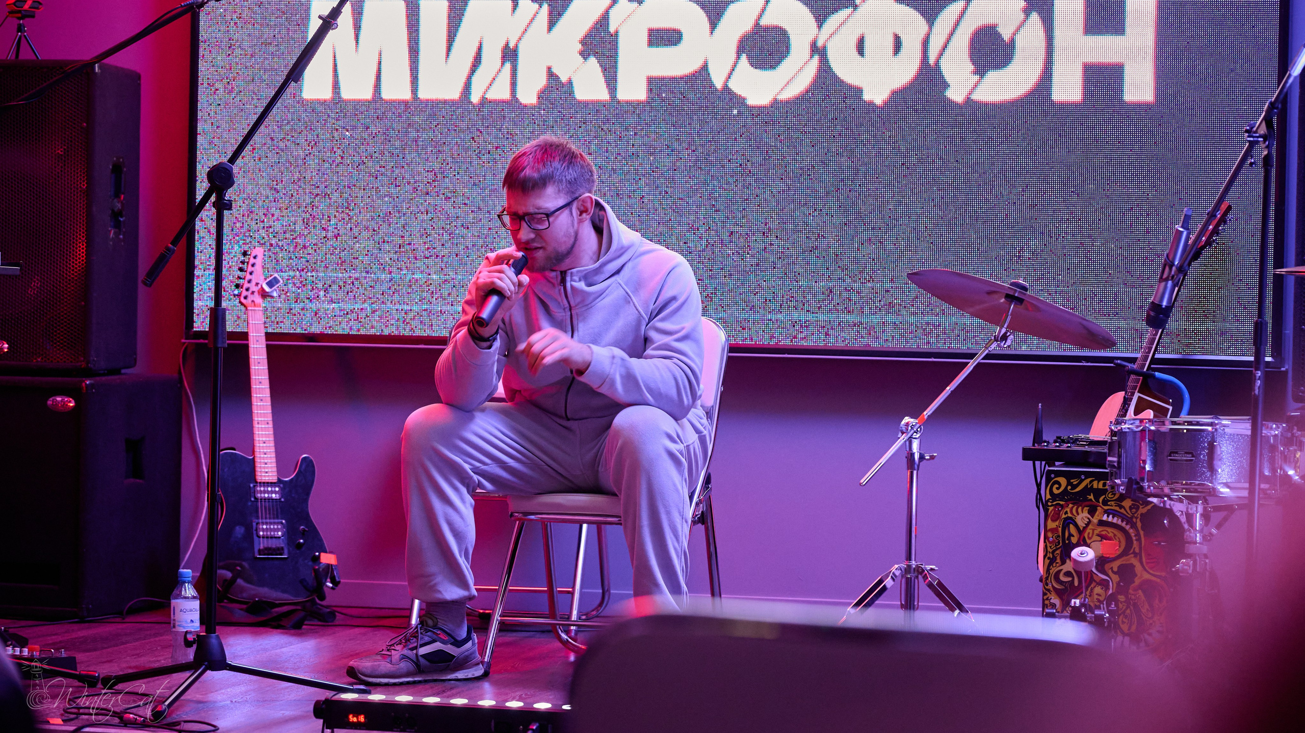 Открытый микрофон. Портретный и репортажный фотограф в Магадане Андрей Нефедов WinterCatPhoto