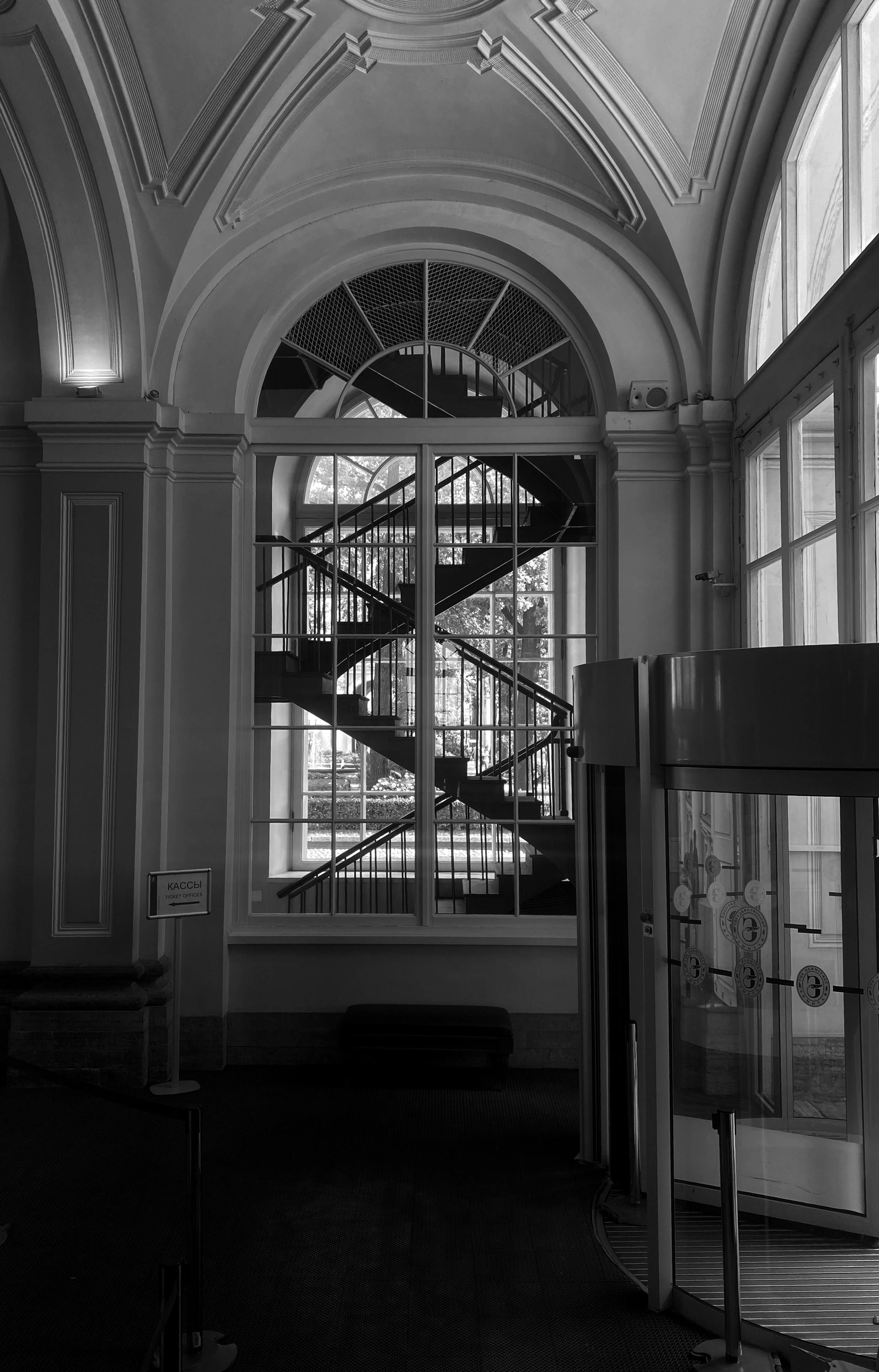 Эрмитаж на айфон. Портретный фотограф DanilNabody