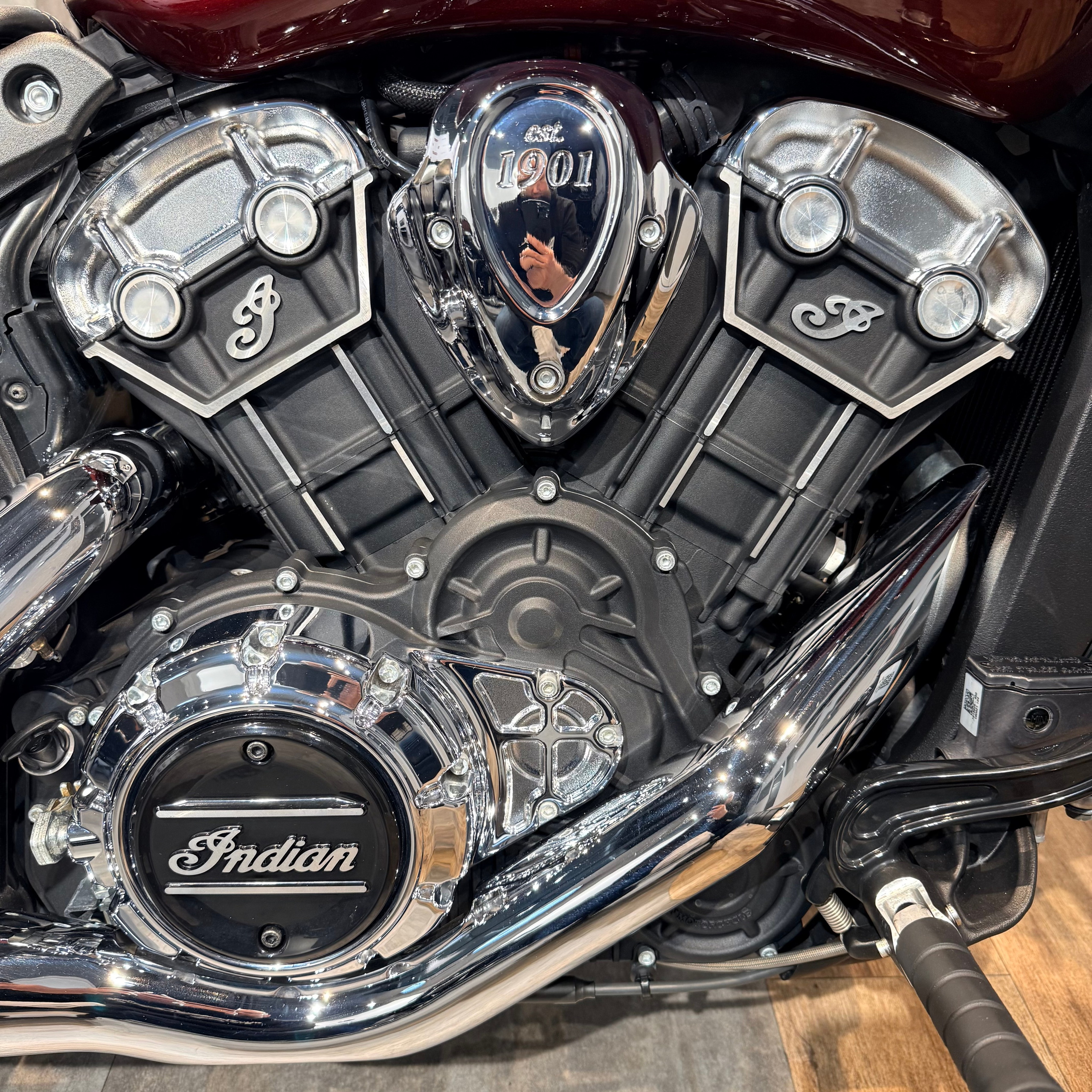 2022 INDIAN Scout Touring Maroon Metallic (VIN *56KM*0101). Hello Davidson, Москва. Только хорошие мотоциклы…