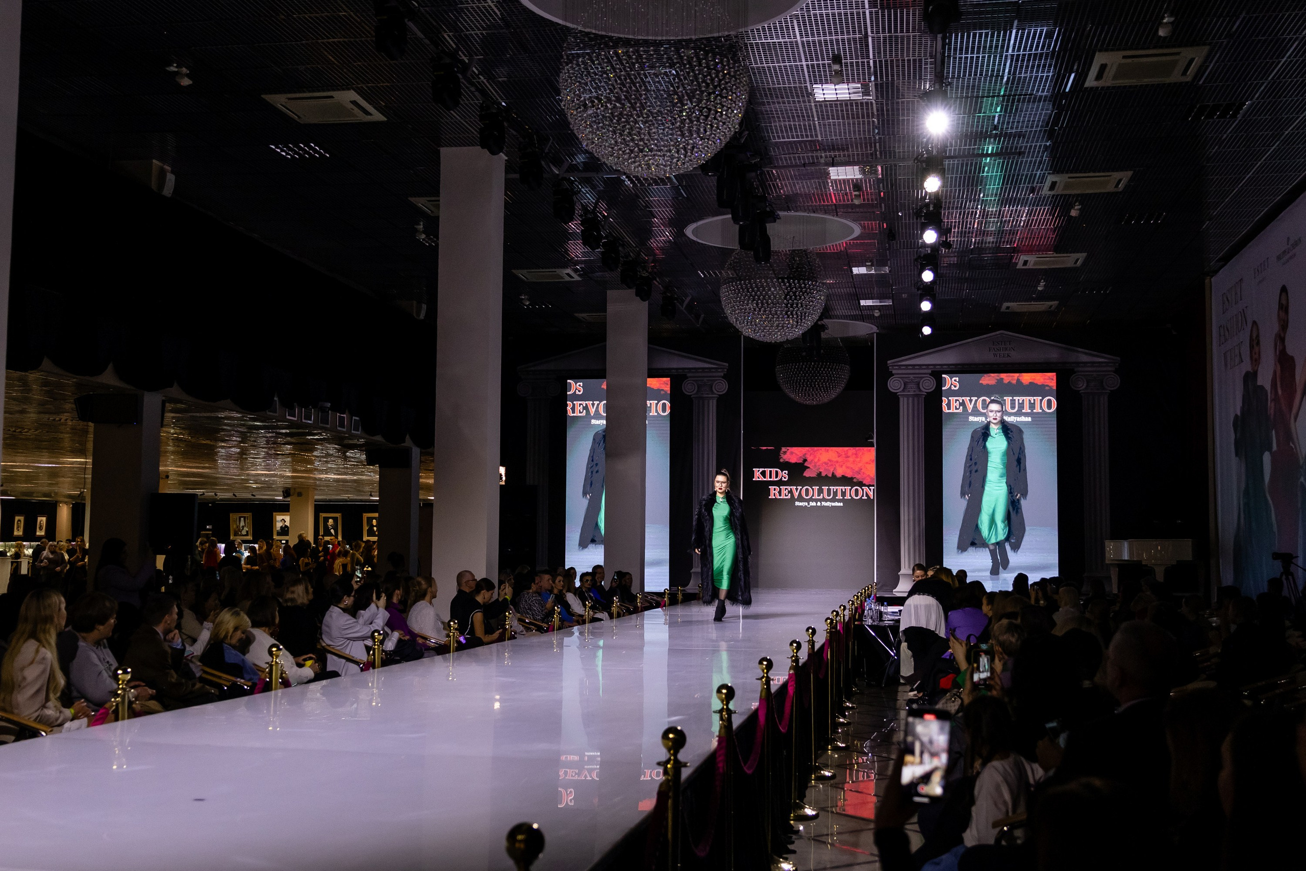 ESTET FASHION WEEK (KIDs REVOLUTION). Татьяна Чернышова свадебный фотограф Москва