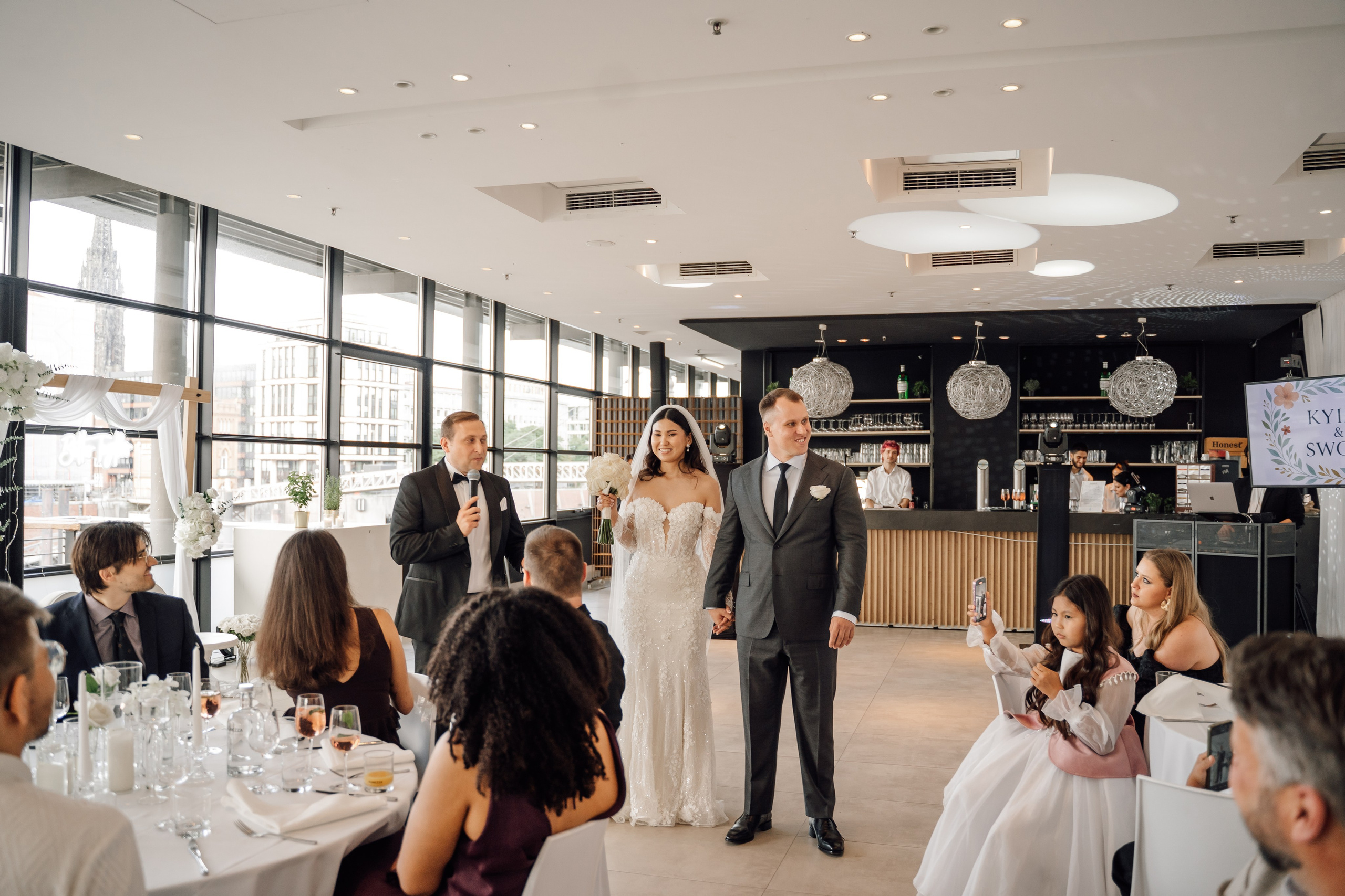 KYIAL&SWORN. Anastasiia Vainer – Hochzeits- und Porträtfotografin in Deutschland und ganz Europa