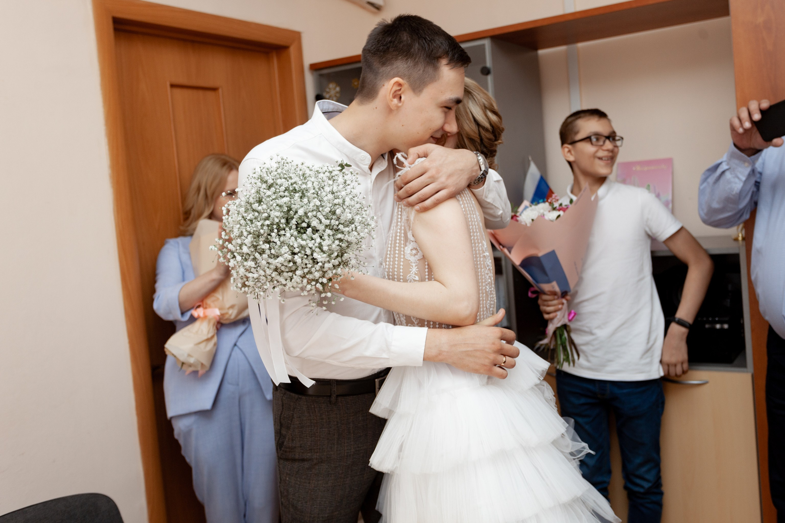 Веселая съемка в солнечный день. Свадебный и семейный фотограф в Новокузнецке Светлана Числова