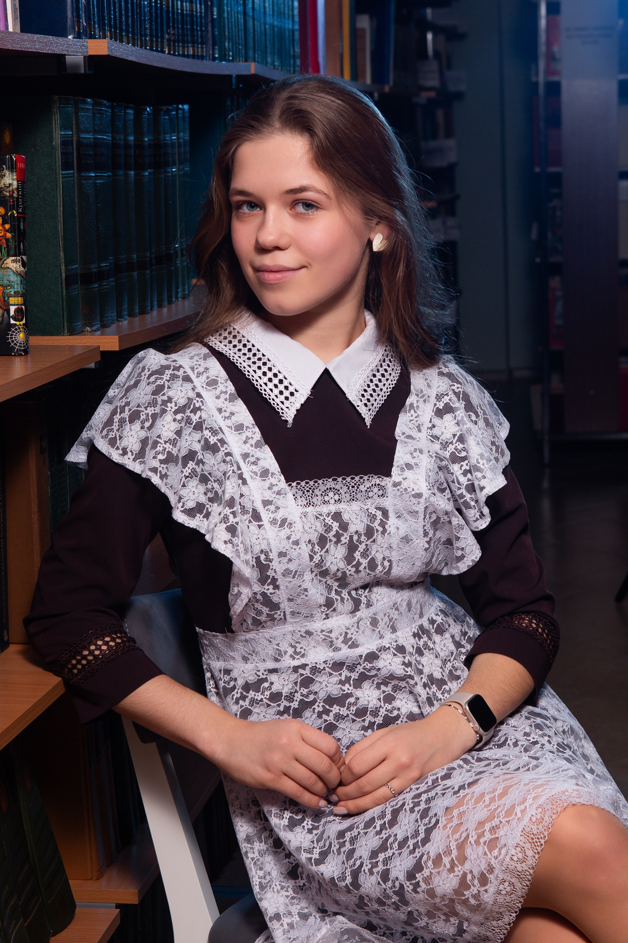 СЪЕМКА ПОРТРЕТОВ В БИБЛИОТЕКЕ ДЛЯ 11 КЛАССОВ-1. ТВОЙ АЛЬБОМ / ТВОИ ПРАВИЛА