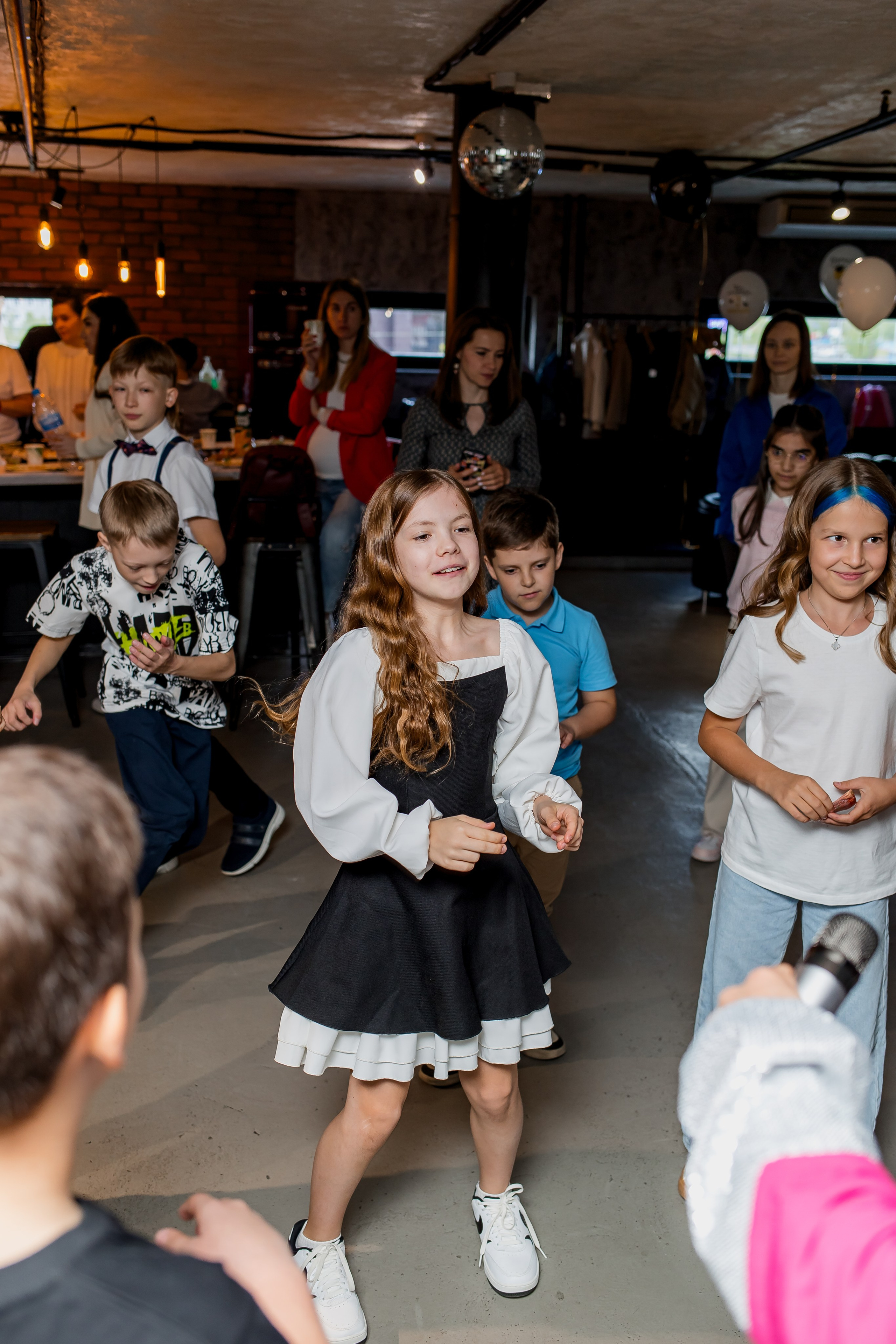 Выпускной 4 класс. Фотограф в Москве Авдеева Мария