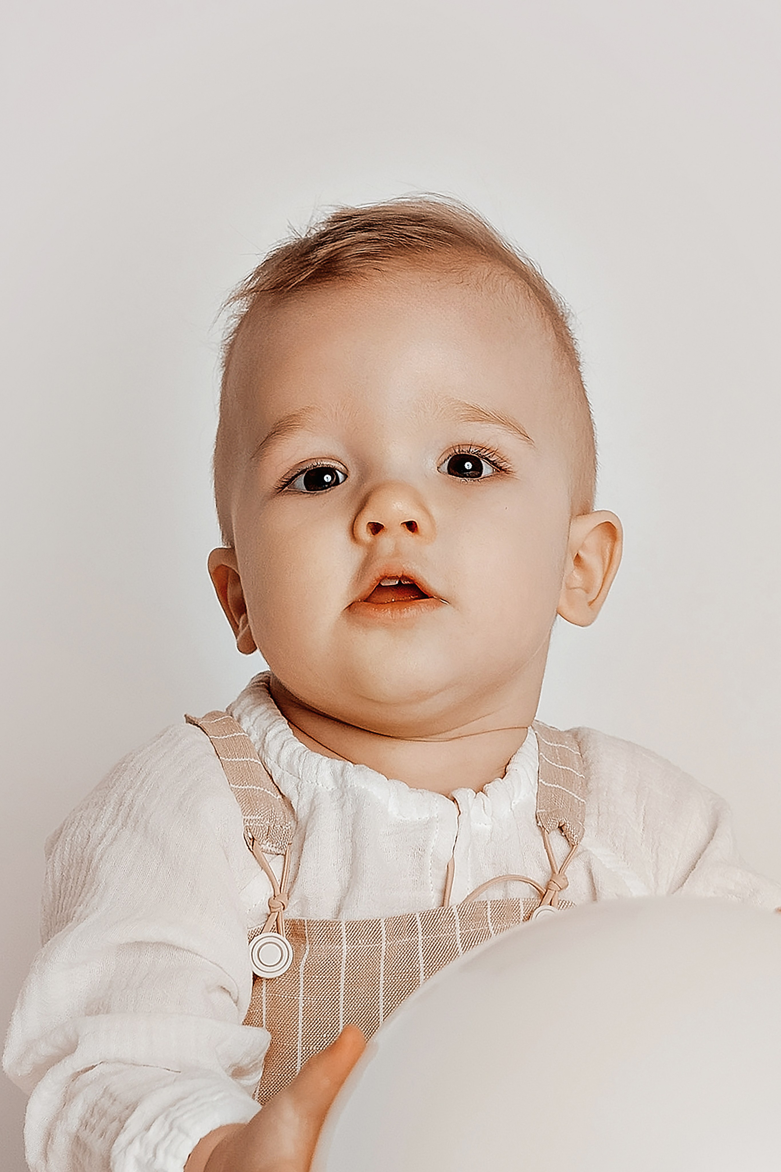 ФОТОСЕССИЯ ПЕРВОГО ГОДИКА для мальчика в стиле МИНИМАЛИЗМ. Фотограф новорожденных беременных в Тюмени Ткачук Татьяна