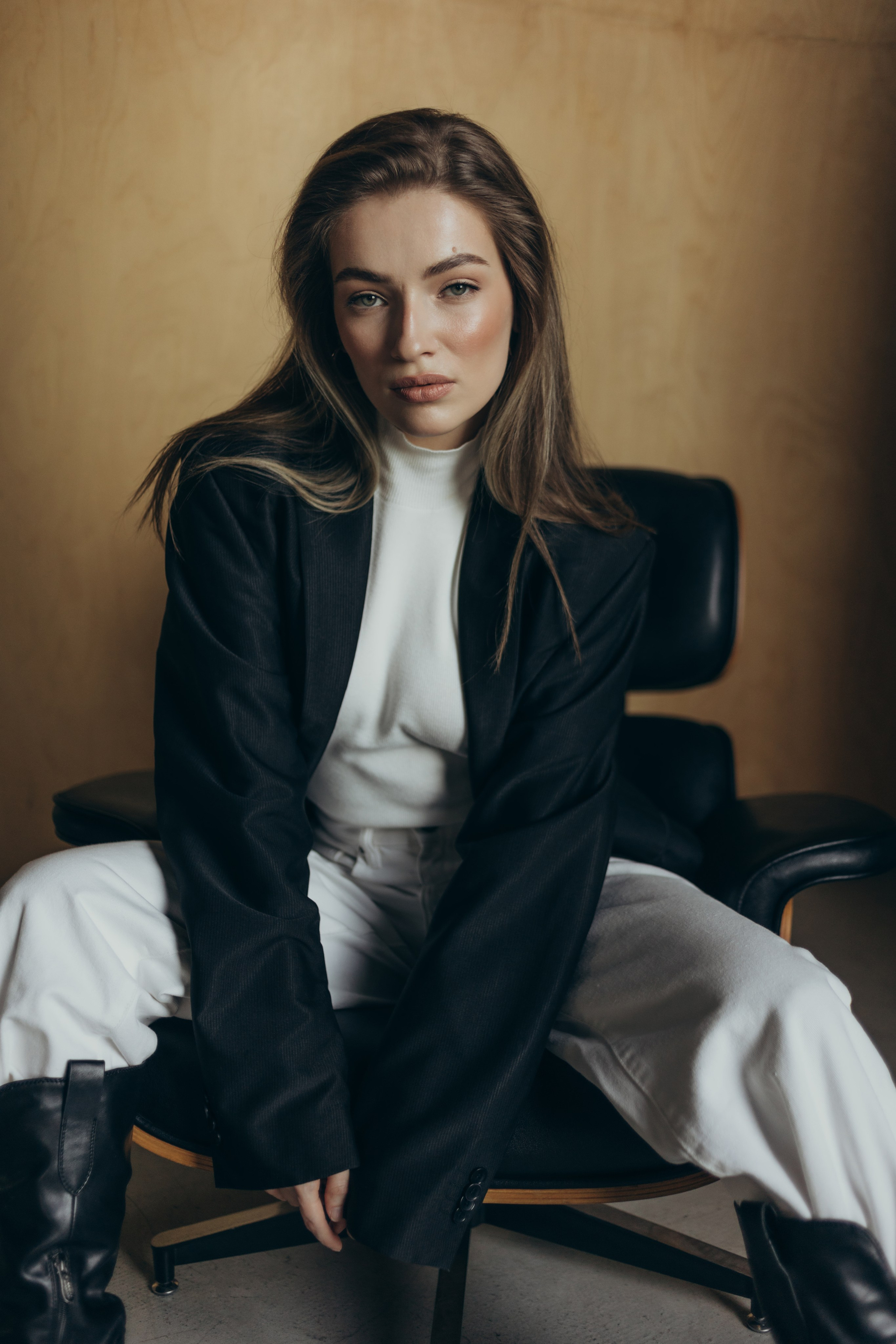 Брутальная женственность. Фотограф в Краснодаре Евгения Михаевич