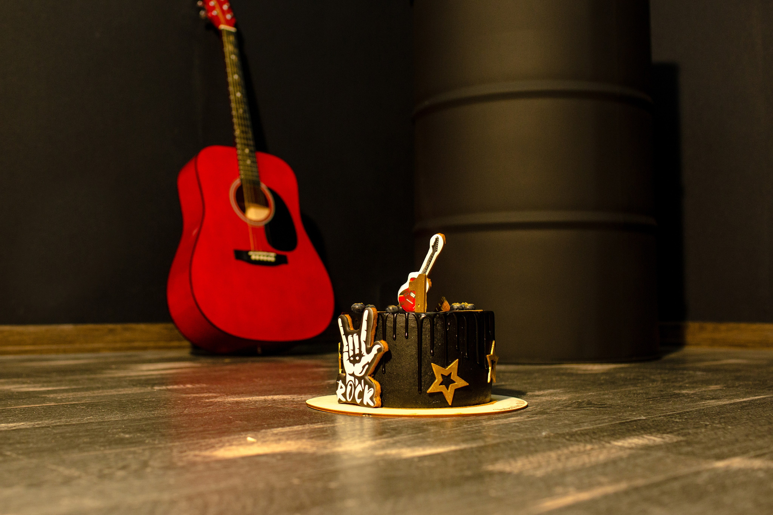 Smash cake/rock and roll. Свадебный фотограф Кирилл Белый