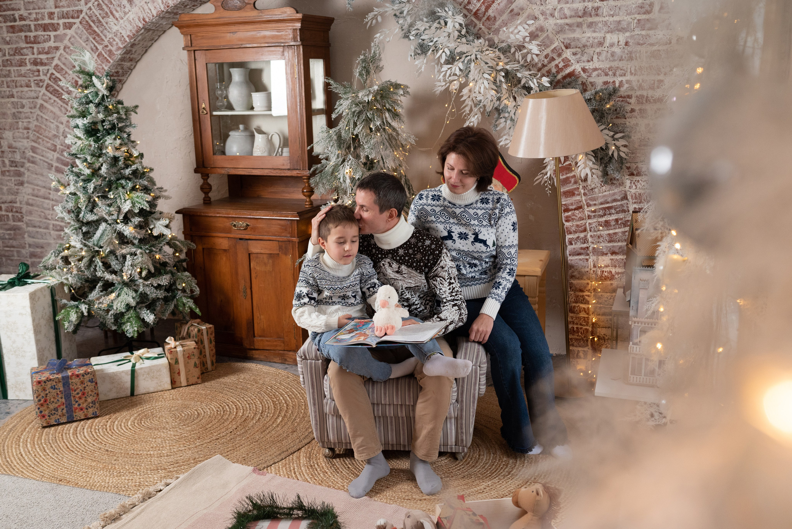 Новогодняя история для семьи Быстровых. Фотограф в Тюмени Голышева Елена