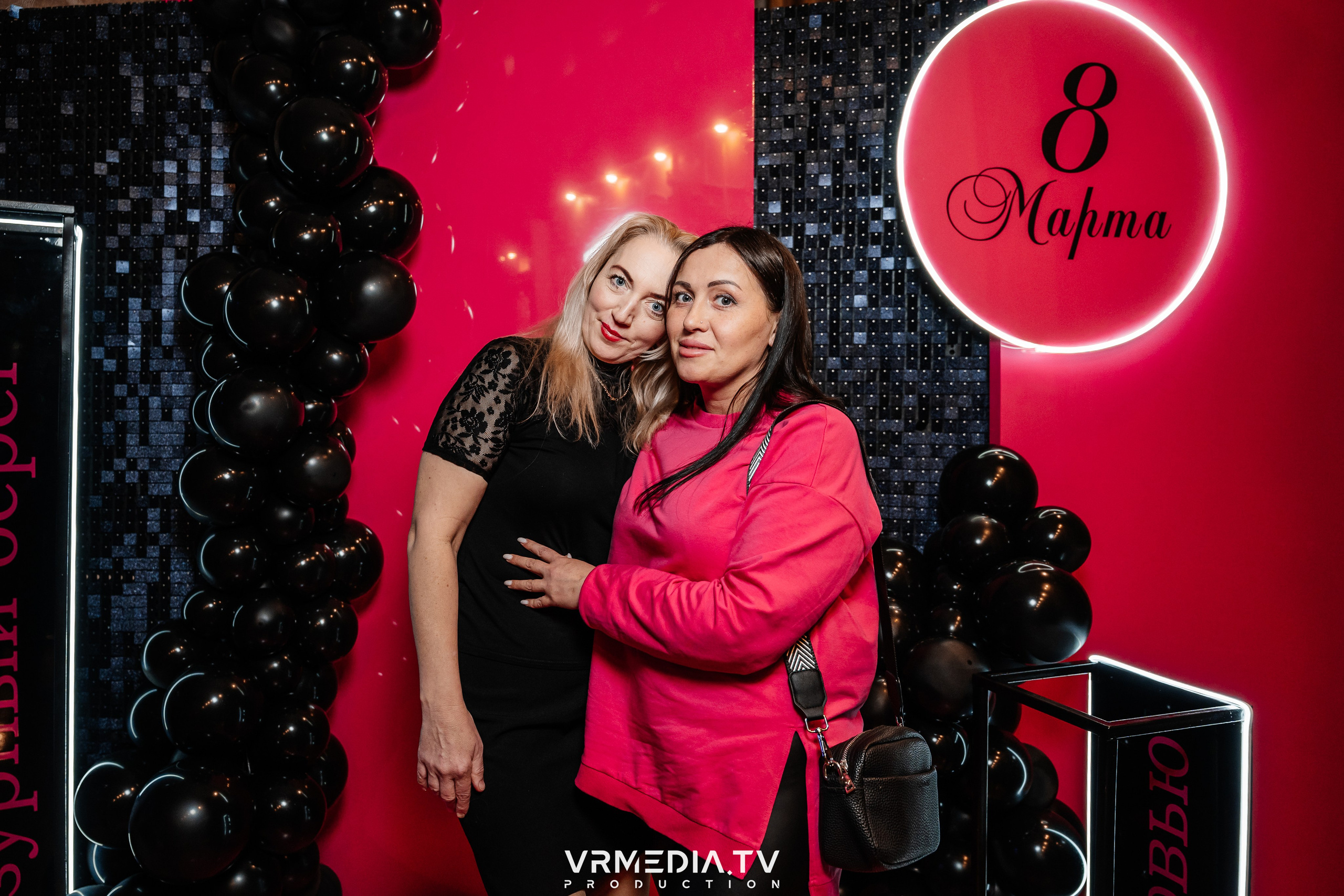 Международный женский день в ресторане «Лазурный берег»