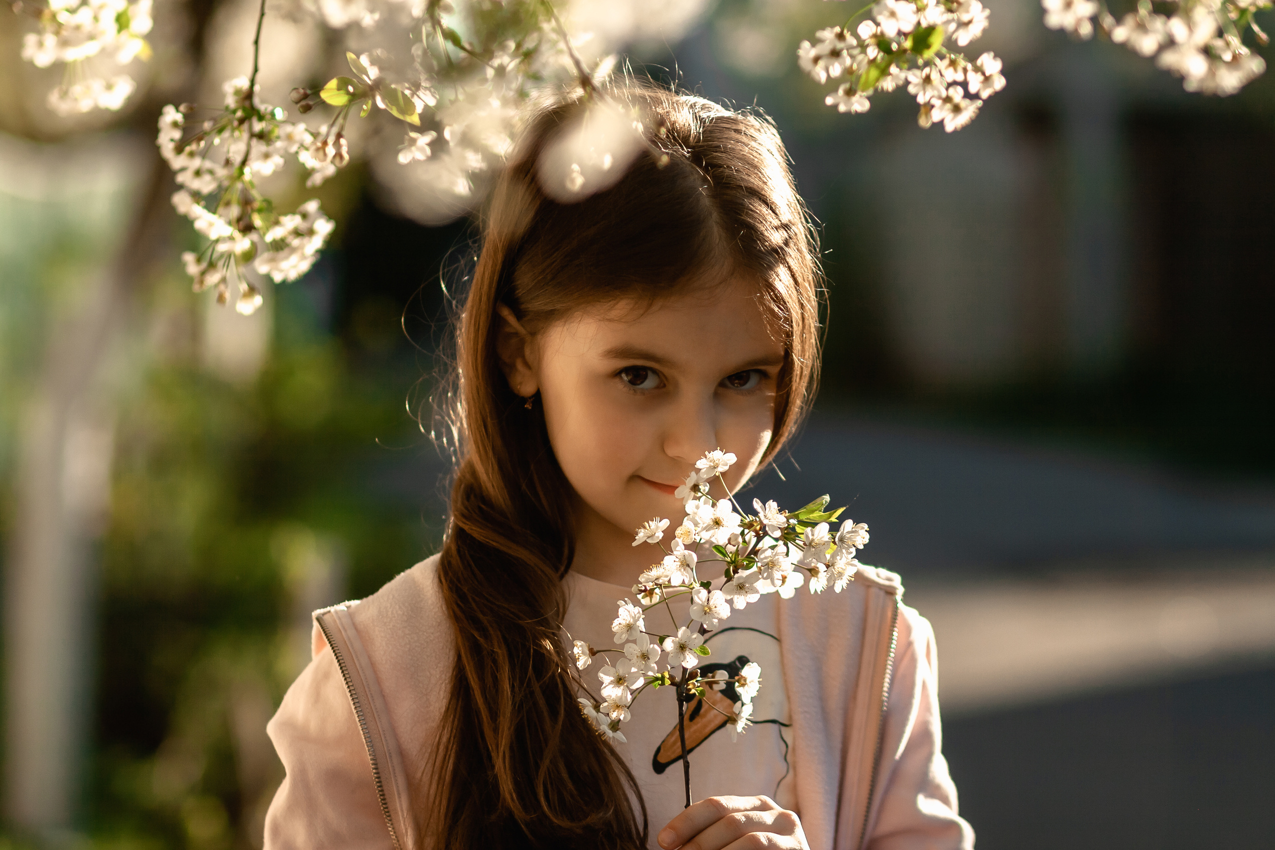 Весна портреты в цветении. Семейный фотограф в Минске Приболовец Светлана
