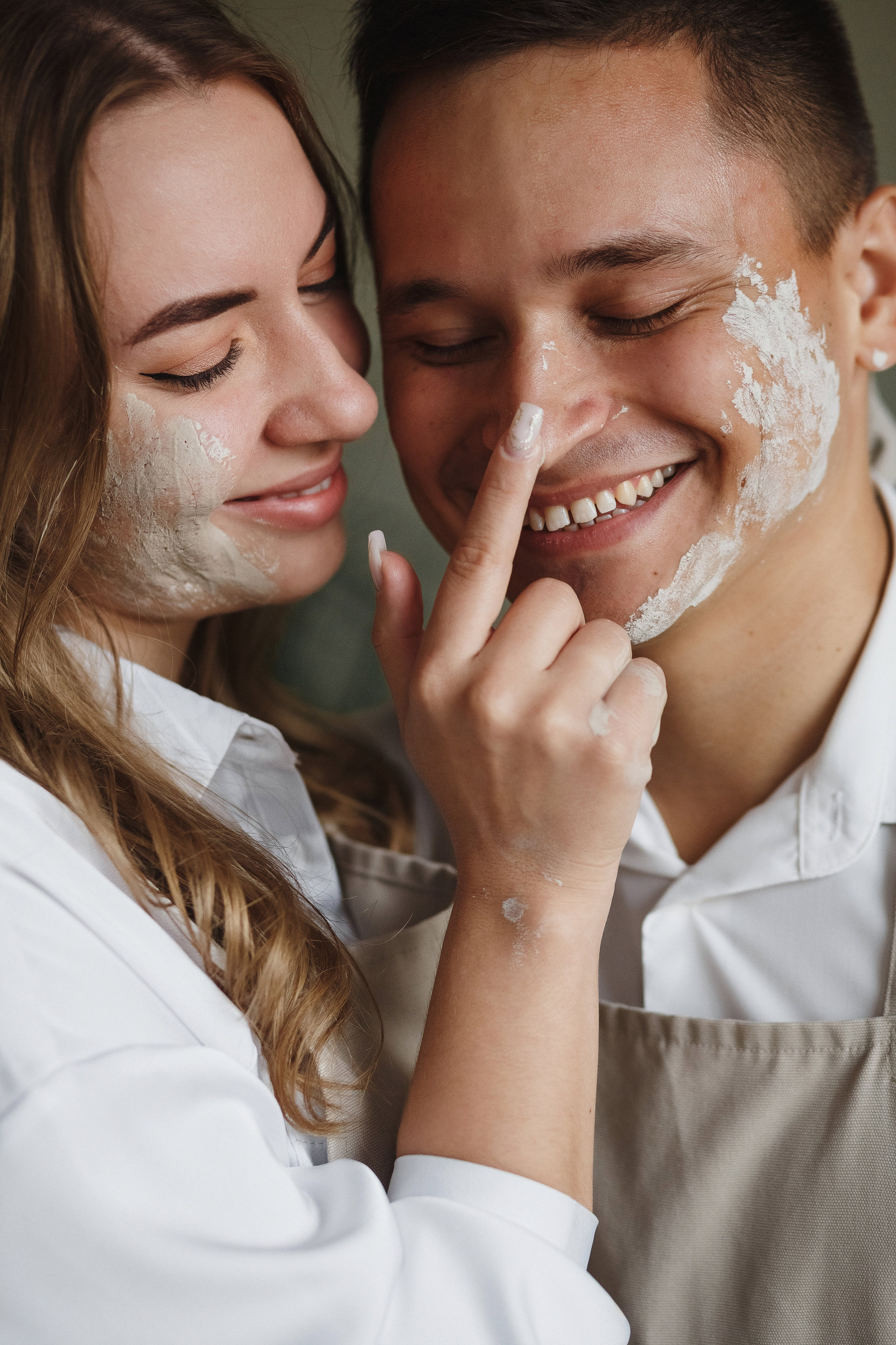 Гончарная мастерская «Керамист» Таганрог — фотосессия Димы и Яны на улице Смирновский. Свадебный и семейный фотограф в Таганроге Бакарюк Антон