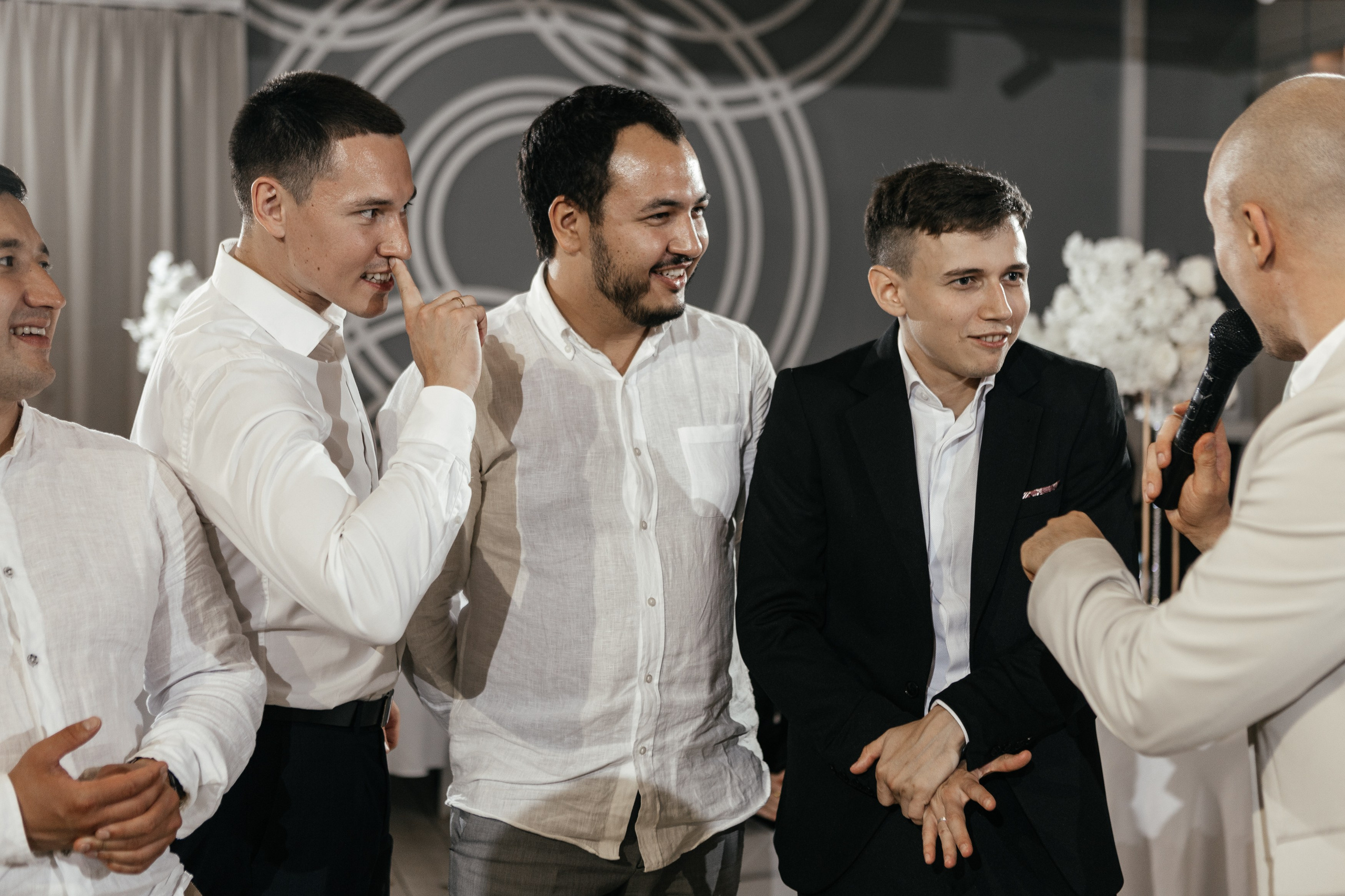 Свадебный фотограф Уфа — Руслан ГабдлисламовЖивые эмоции, красивые кадры, воспоминания на всю жизнь.Работаю по всей Республике Башкортоста. Свадебный фотограф Уфа Руслан Габдлисламов