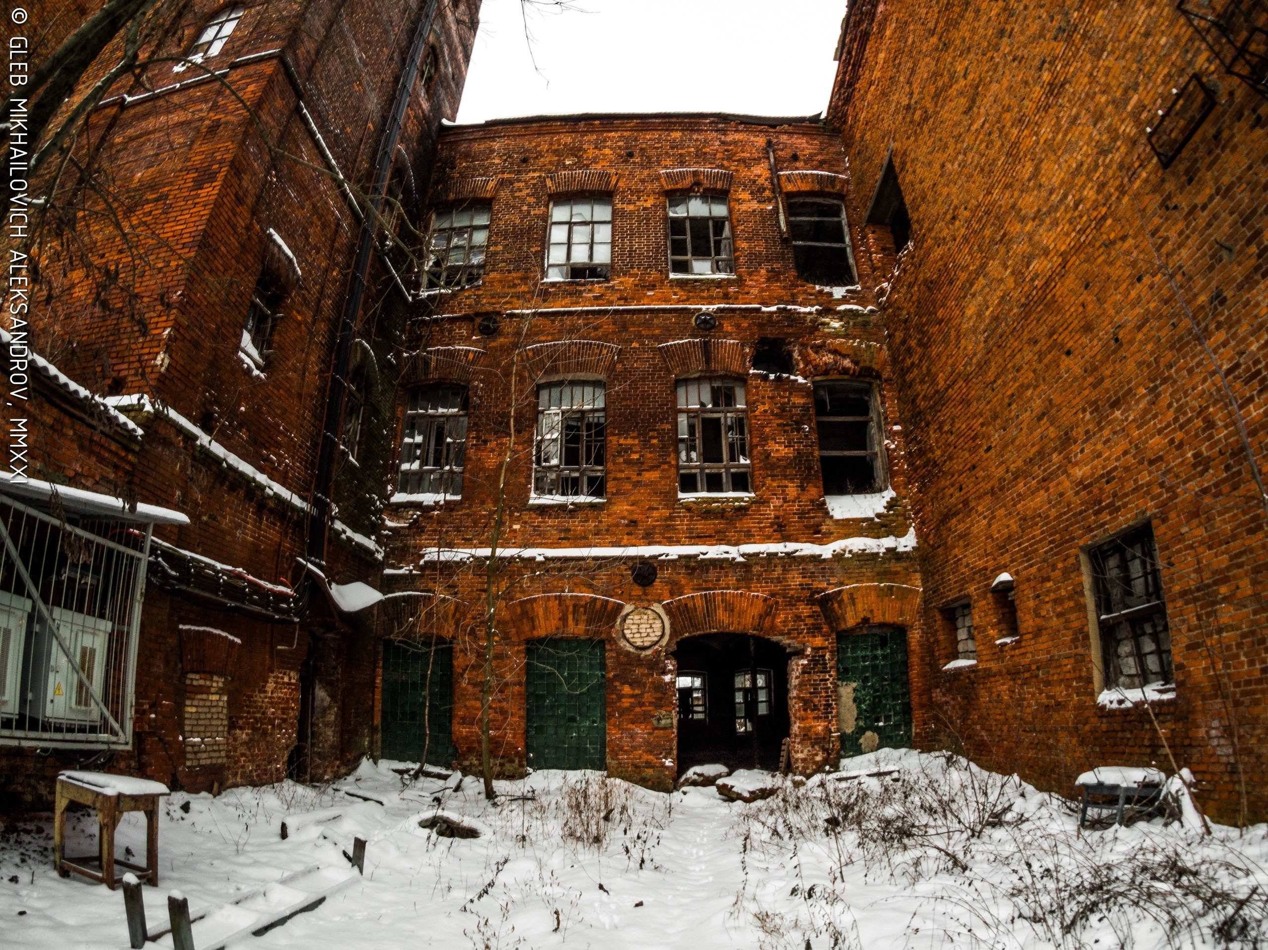 Ростов Великий. «Рольма» (Ростовская льняная мануфактура). Зодчество