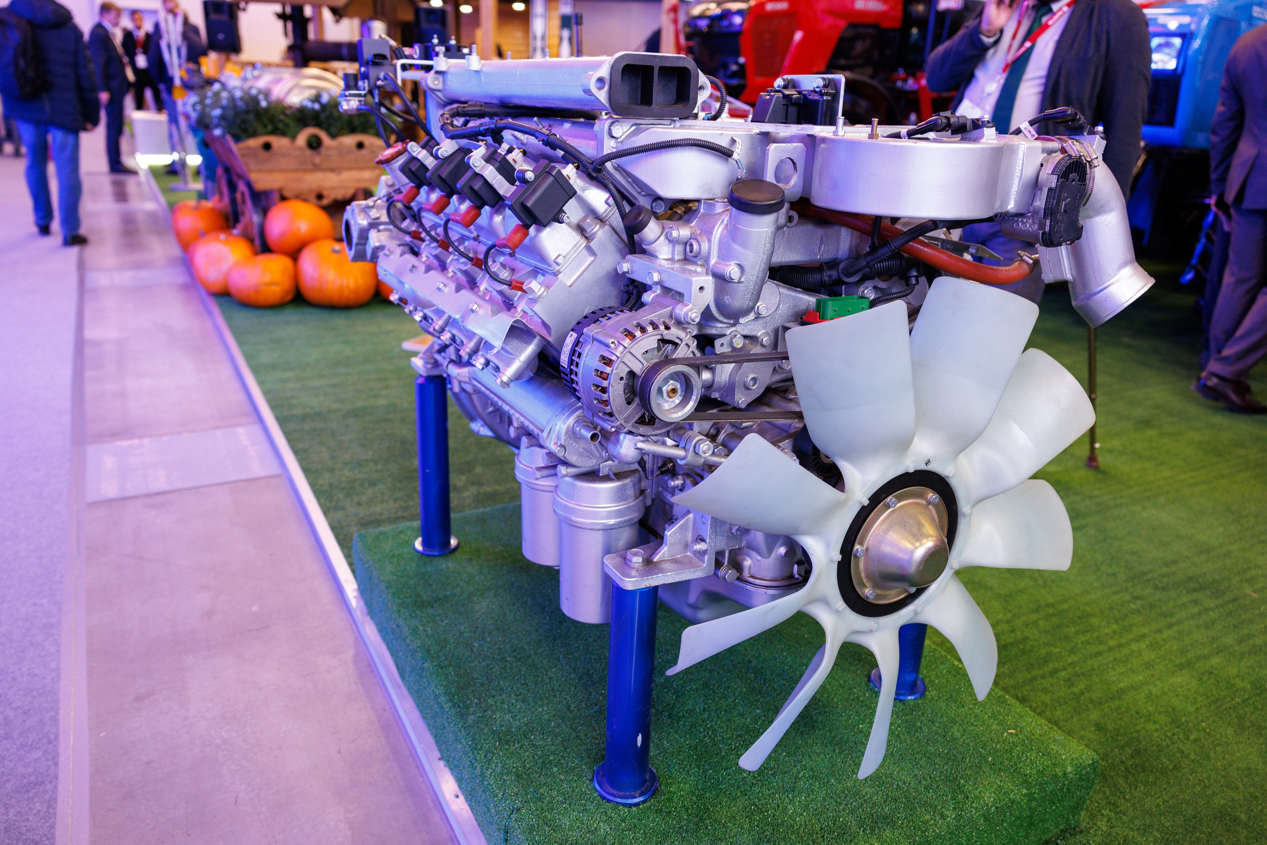 12 Петербургский международный газовый форум. Фотограф Александр Заломаев