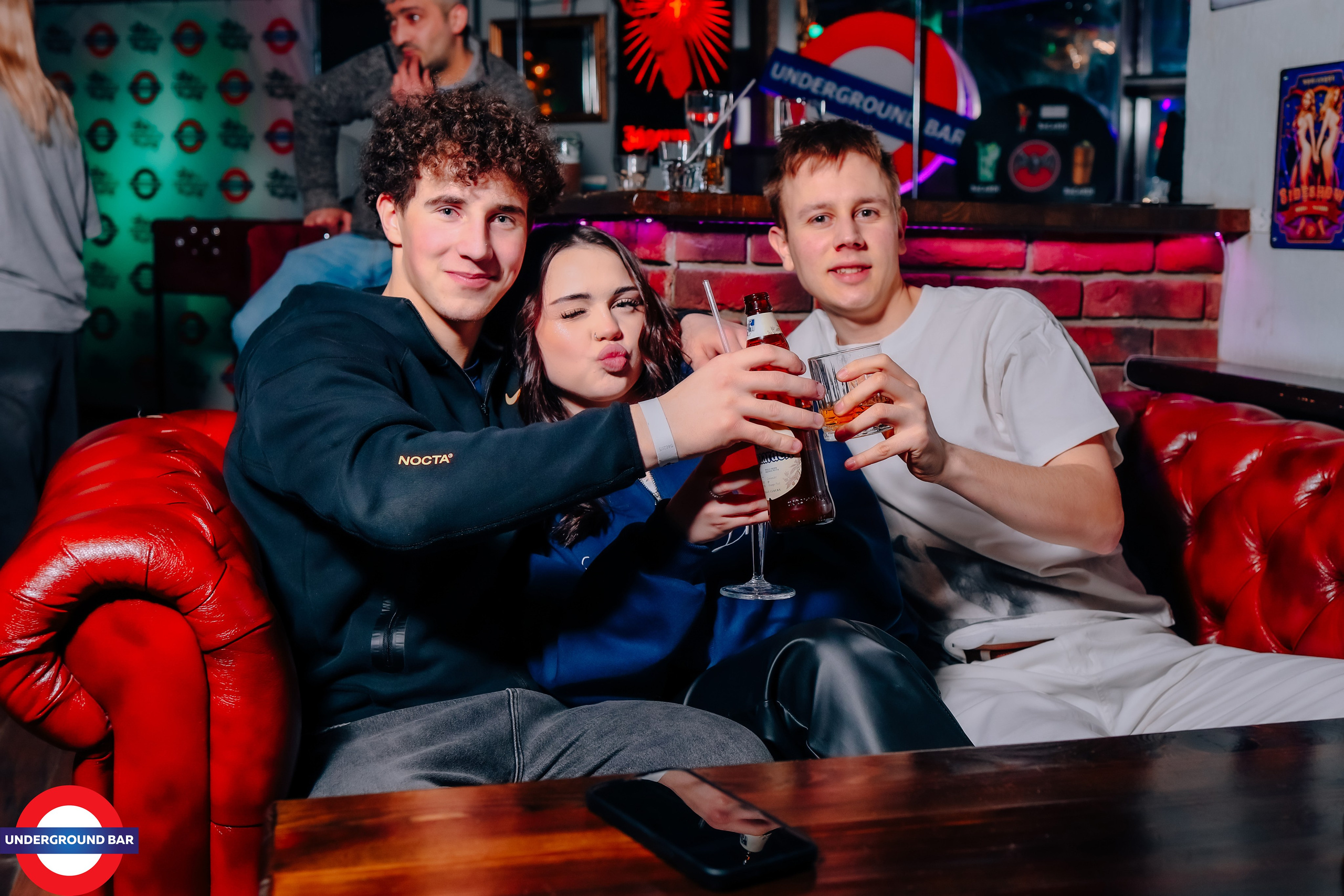 Ночной клуб. Max Vegas