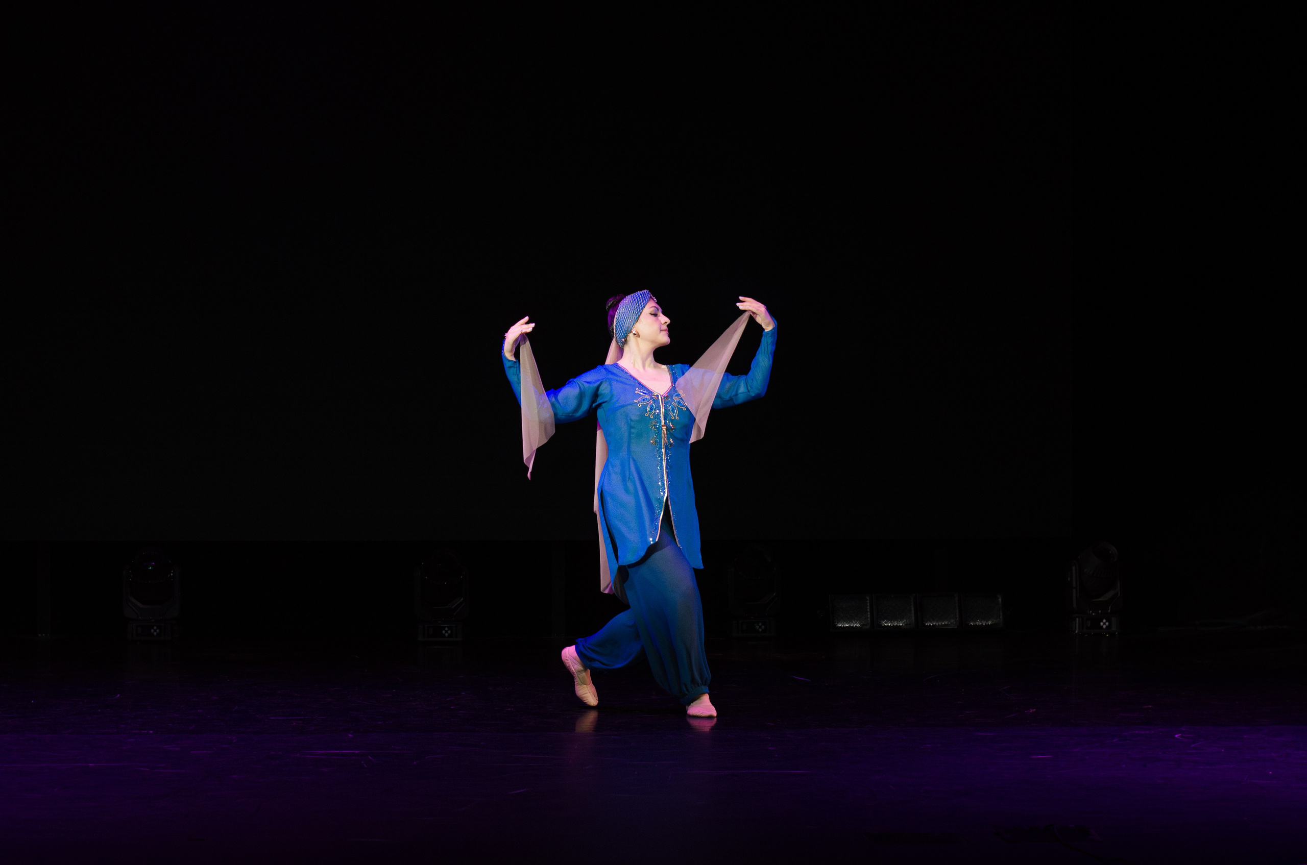 Гала-концерт Всероссийского фестиваля любительского балета Aurora PRIX — 2025. Портретный и репортажный фотограф в Санкт-Петербурге Варвара Жукова