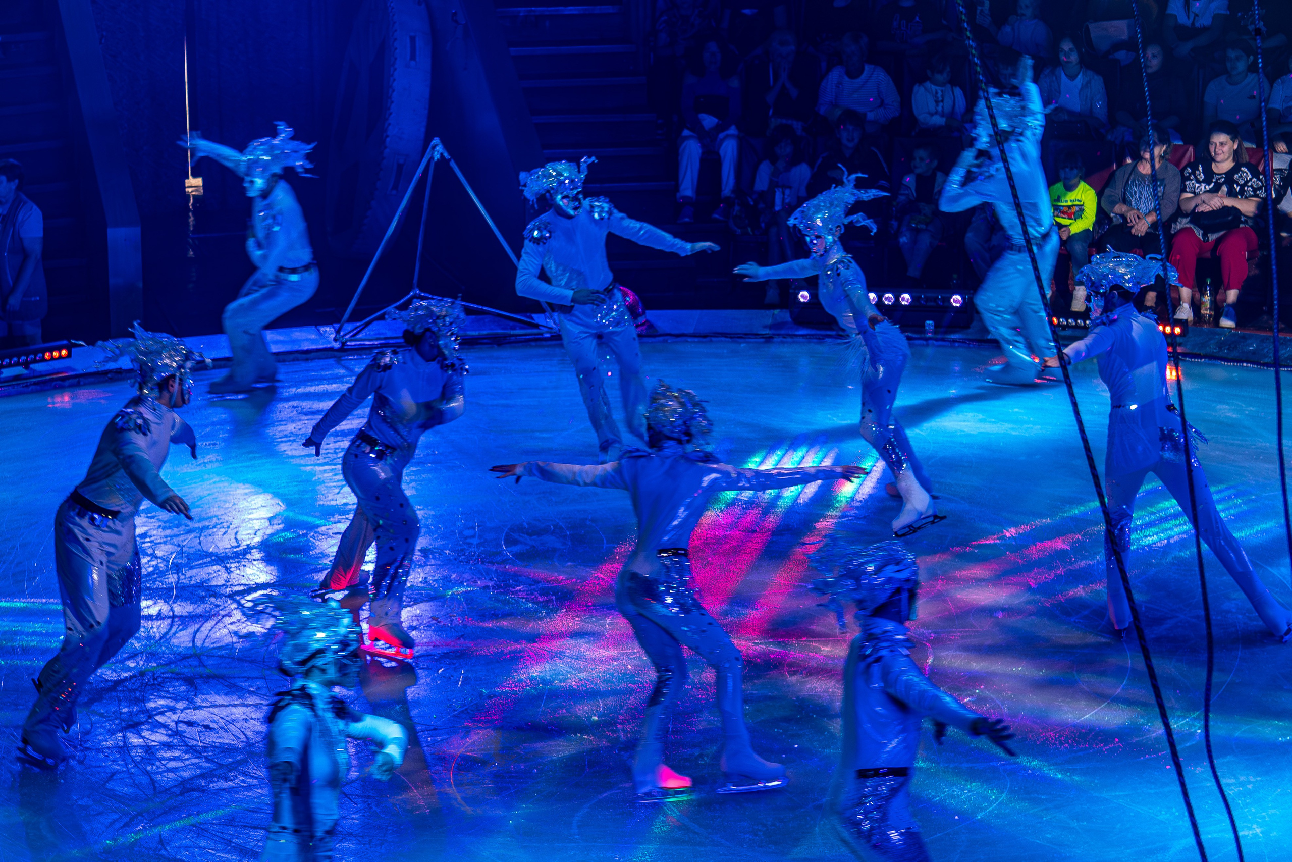Цирк на льду «Айсберг» в Луганске. Фотограф в РФ и ЛНР Юлия Федосеева