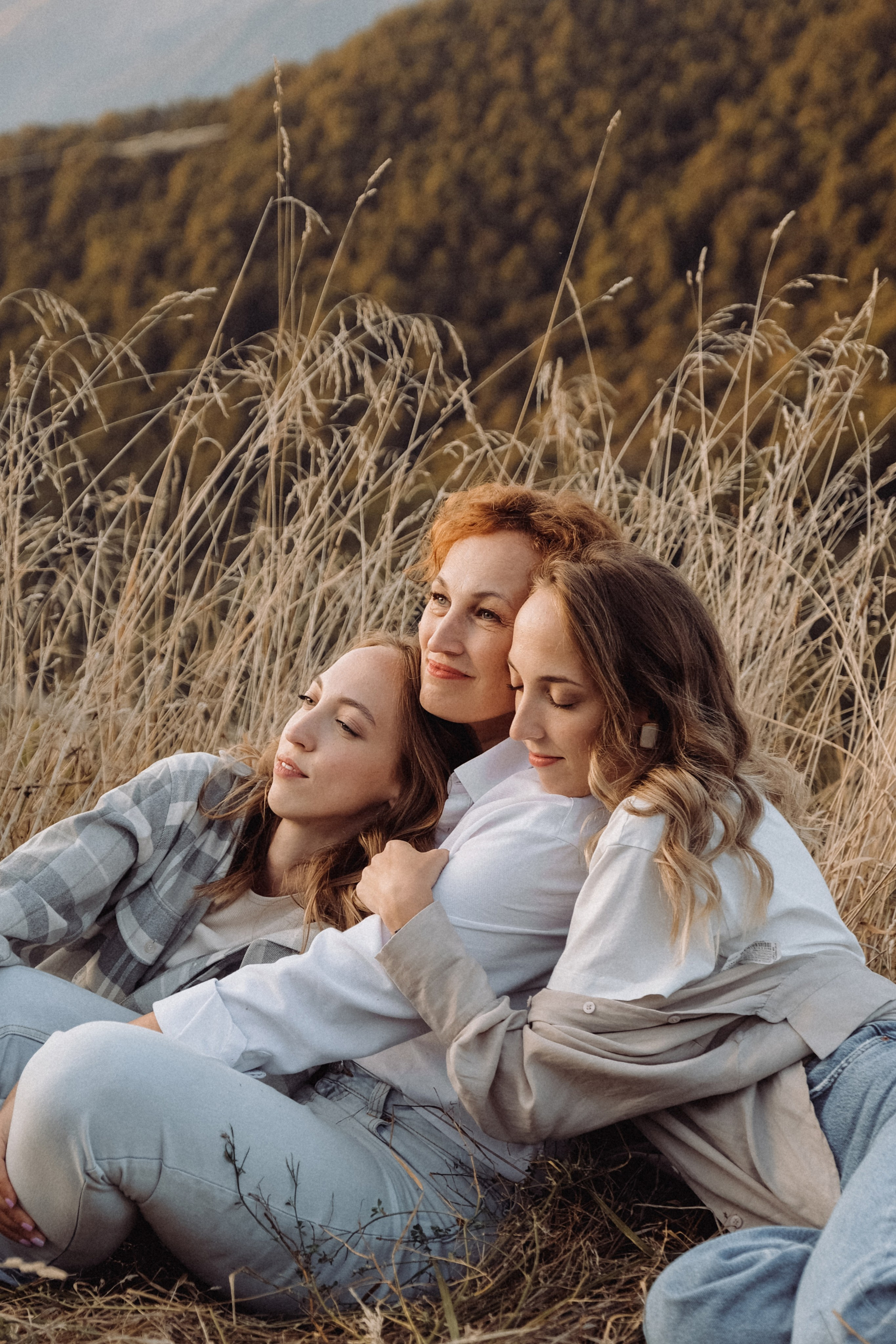 Ксюша и Алена с мамой. Семейный фотограф Москва