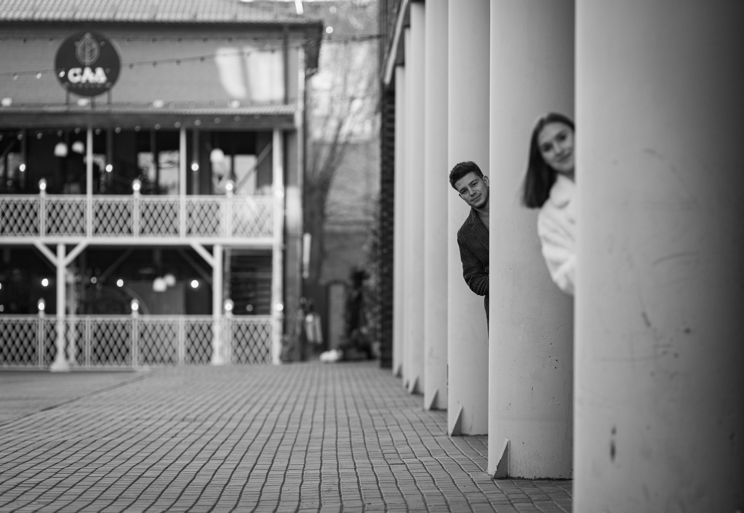 В+Л ЧБ. Фотохудожник Артём Парамонов