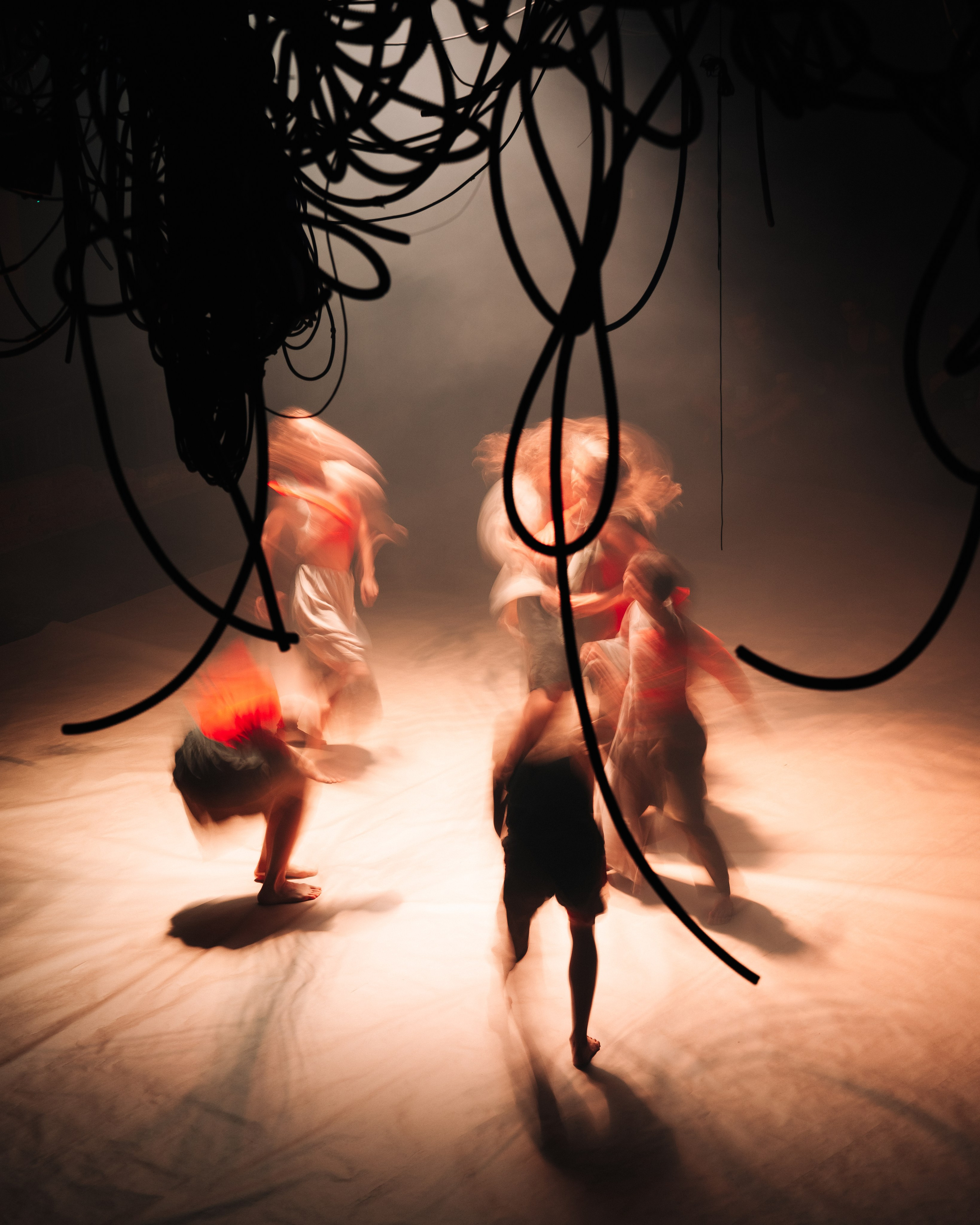 Outline 2024. @tomrus: Рустам Шагиморданов — фотограф