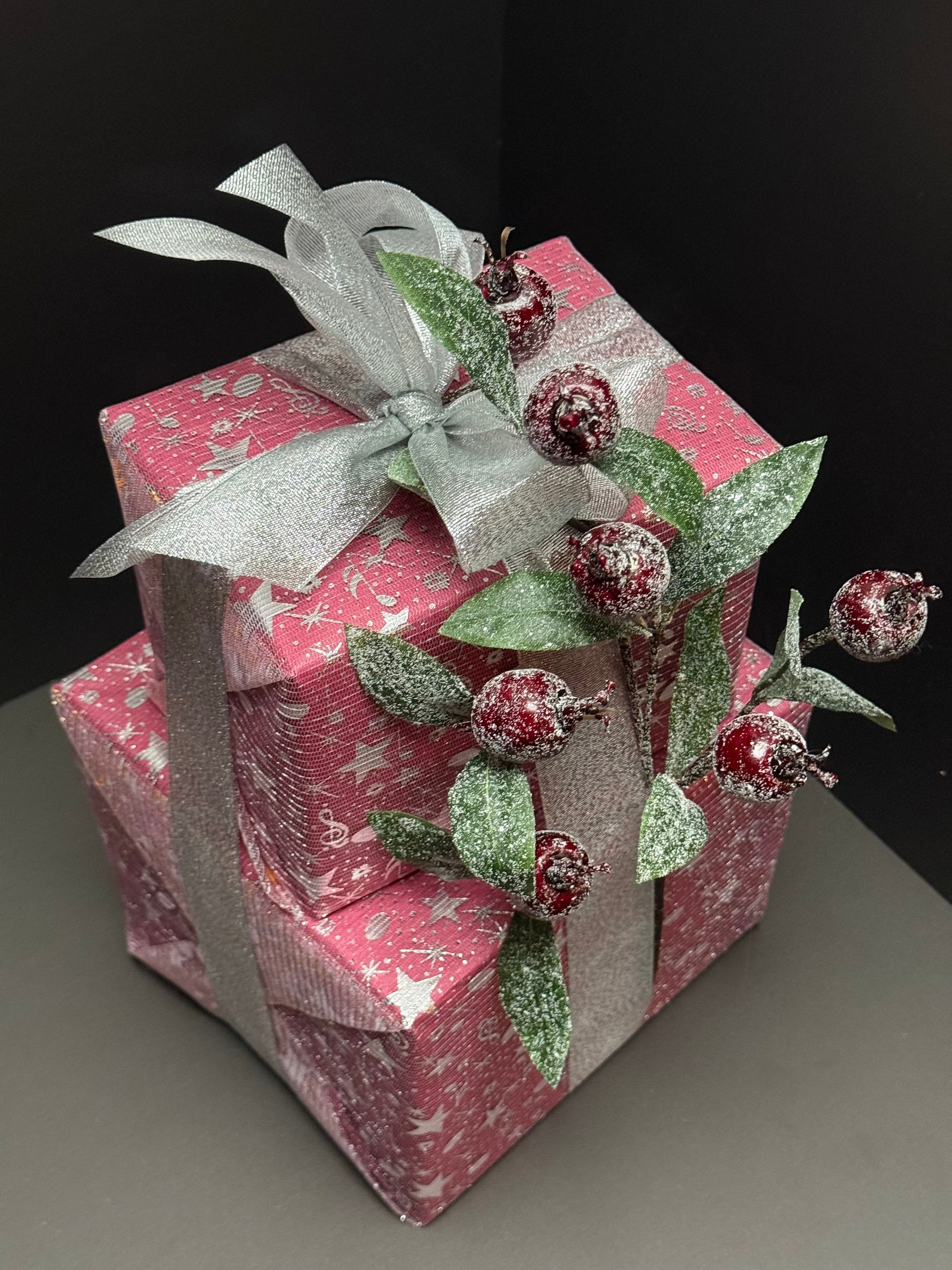 «Зимний гранат (3)». Студия подарочных наборов «Владия»