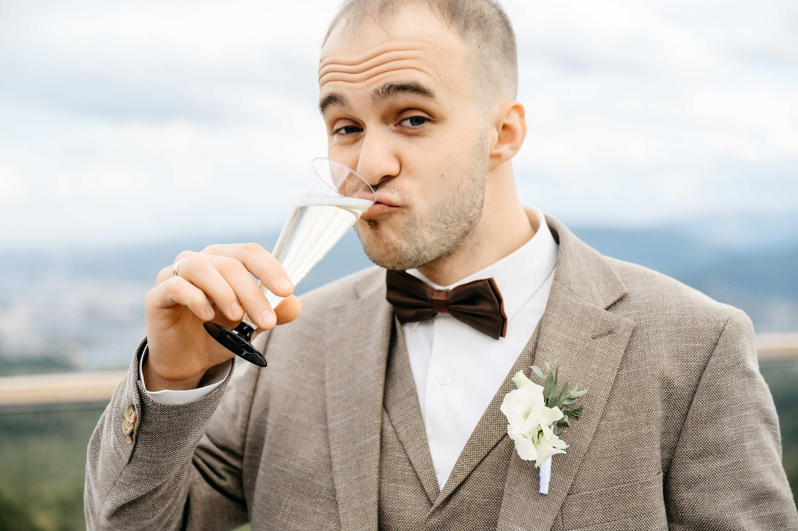 Живые эмоции на свадьбе. Свадебный фотограф в Красноярске