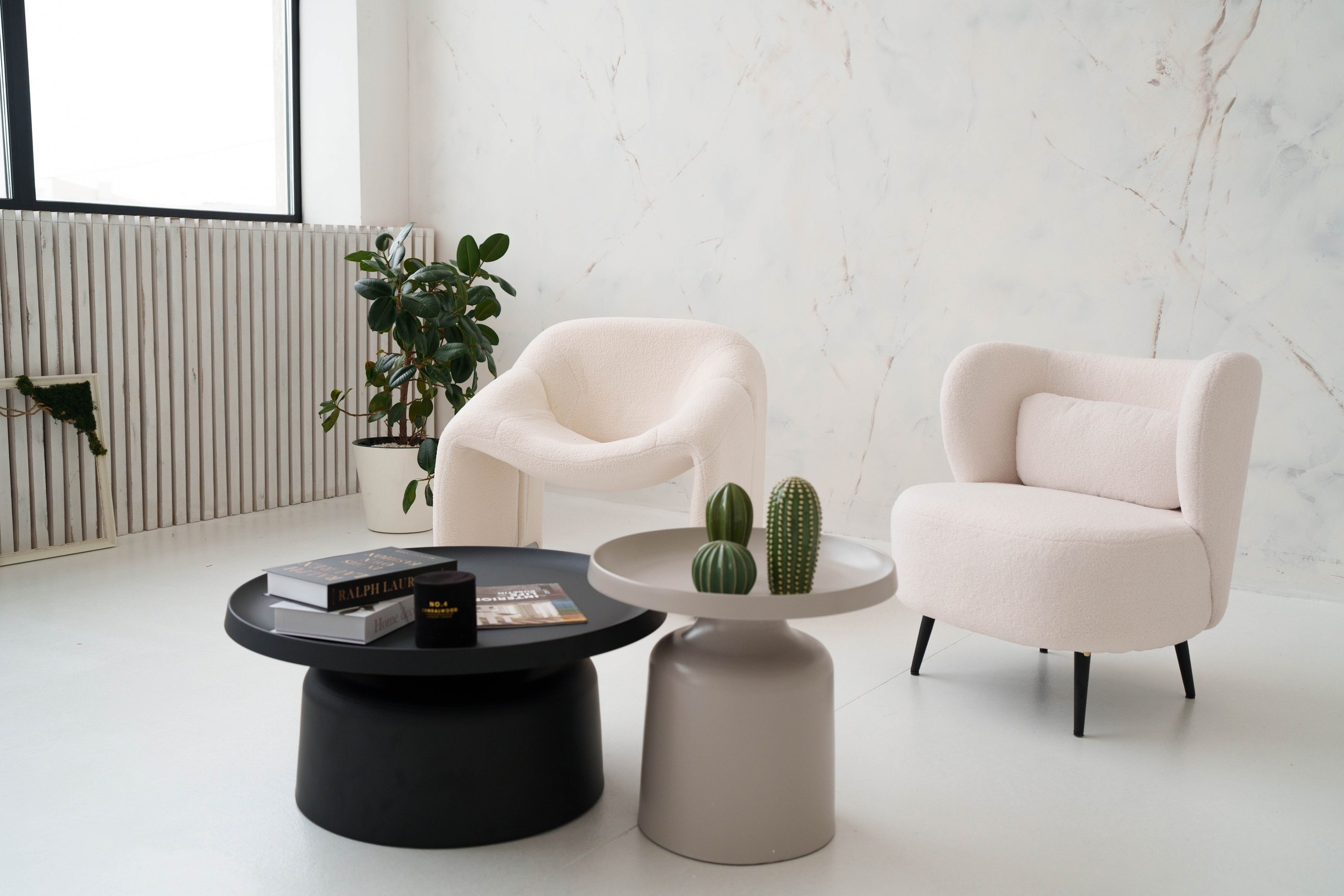 Студия Мун зал Белый, 1700 руб. в час. Классный фотограф Красноярска Васильева Ирина