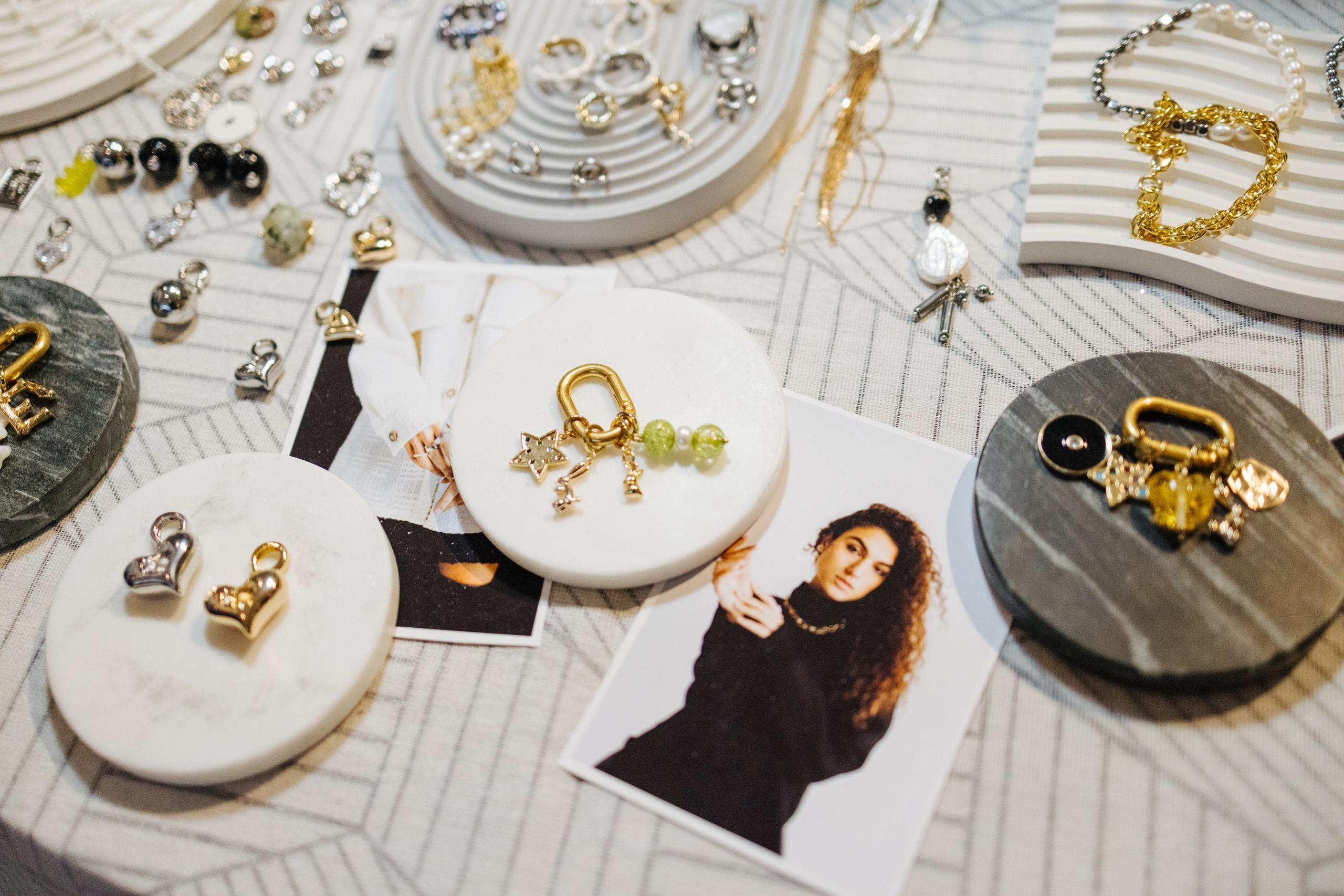 2–3 марта 2024 в пространстве «Три вокзала. Депо» / День 1 / фото Валерий Белобеев. Фотоотчеты «Ламбада-маркета»