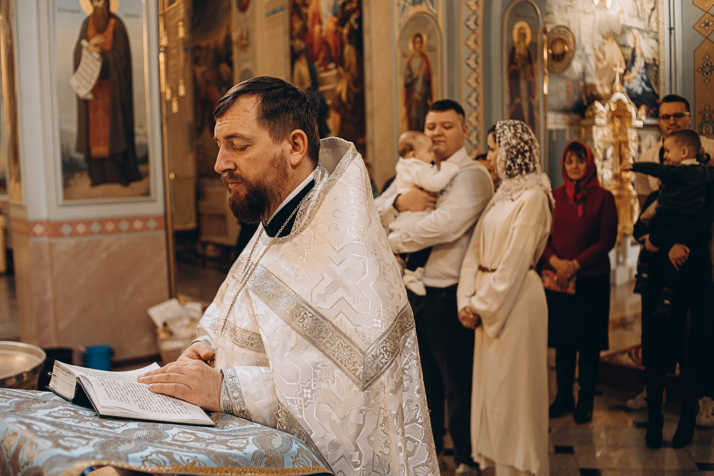 Крещение Виолетты. Семейный фотограф в Волгодонске Краченцева Анна