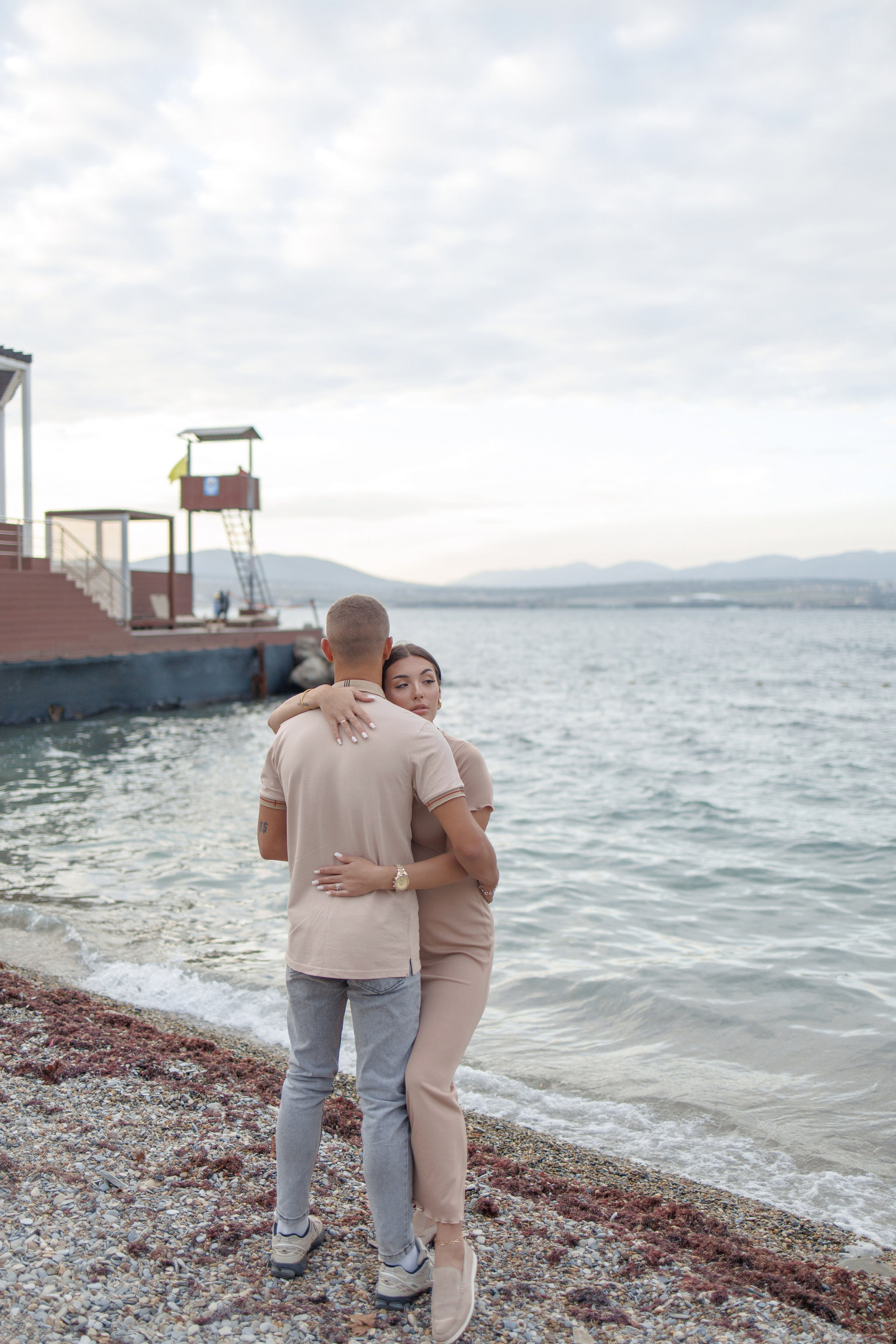 Лавстори пляж Метрополь. Семейный и портретный фотограф в Геленджике Любовь Бодрова