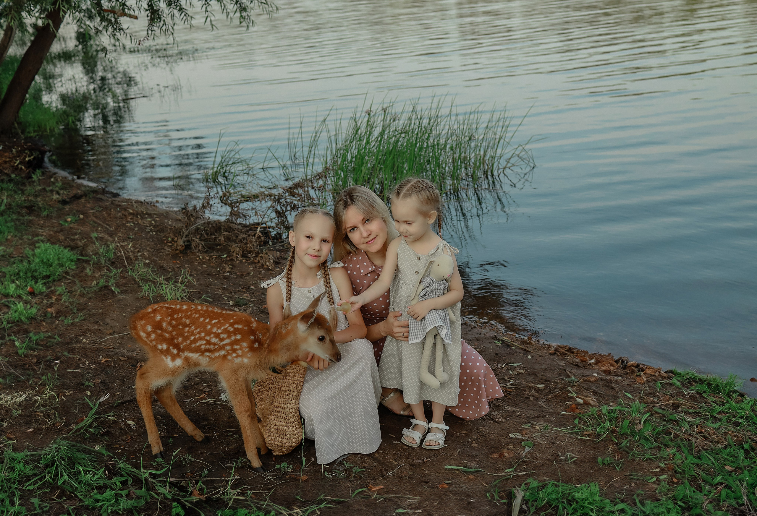 Семейная фотосессия с Бэмби. Иванова Ирина Свадебный и семейный фотограф г. Уфа
