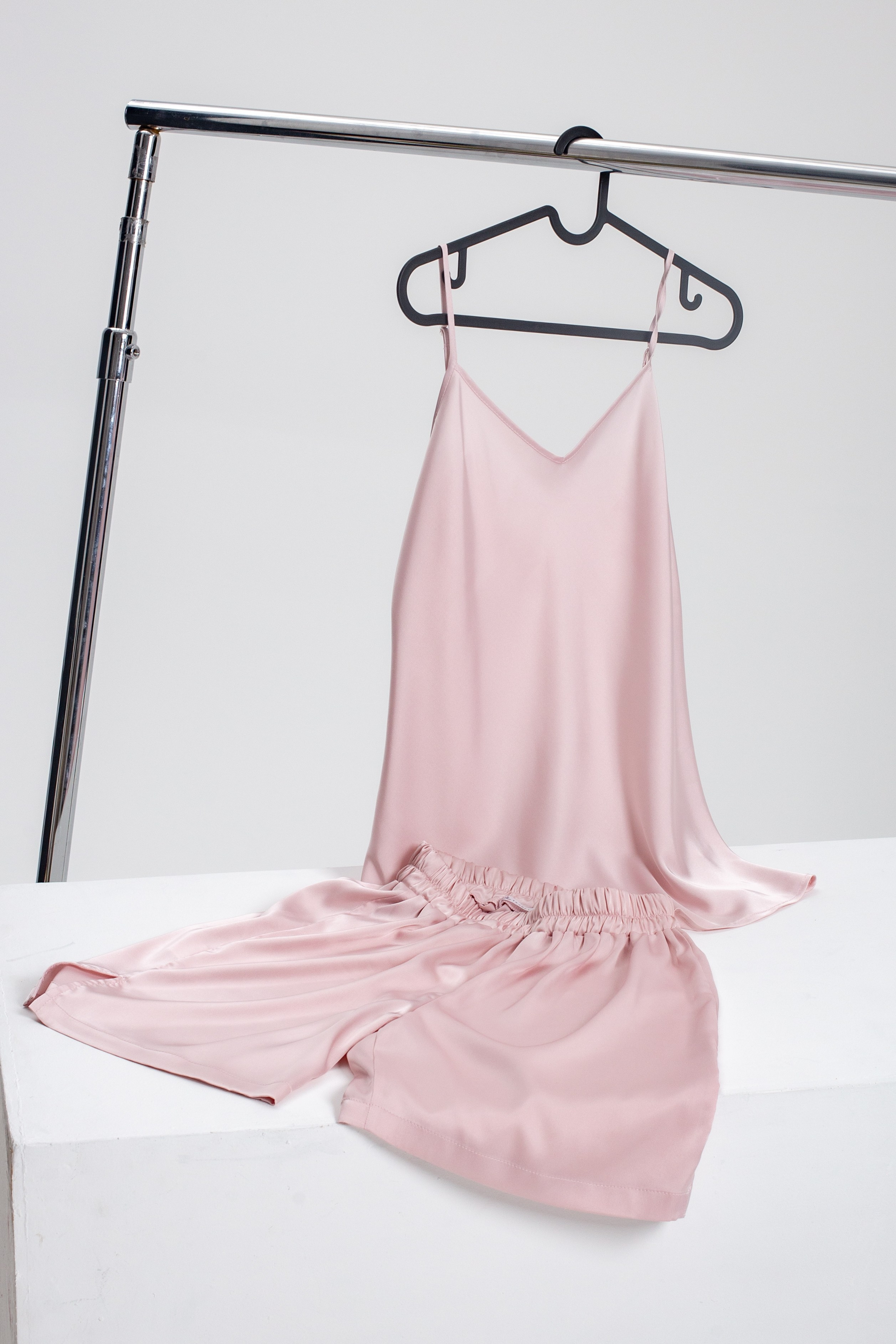 Одежда. Предметный и женский фотограф в Новосибирске