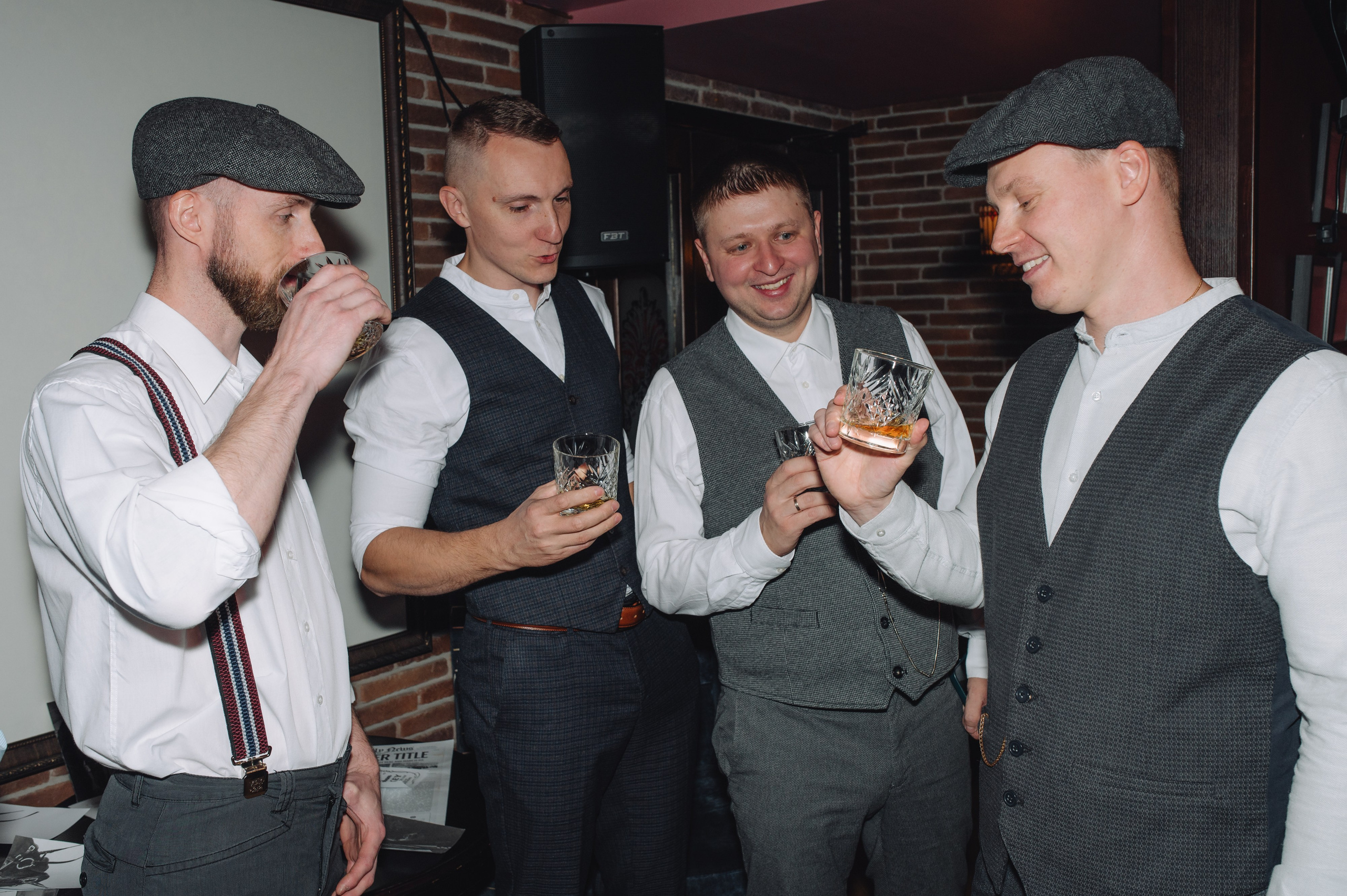 Острые козырьки. Свадебный фотограф во Владимире Влад Бирюков