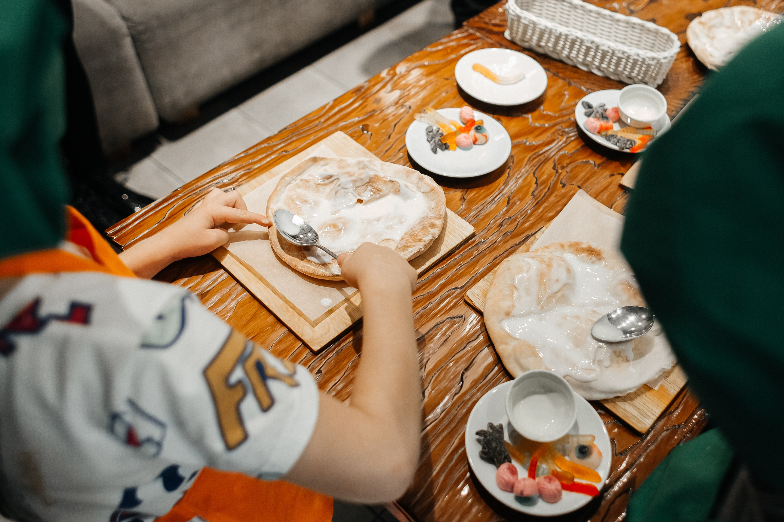 Детский мастер-класс в «Кофебулка». Фотограф Кемерово | Сергей
