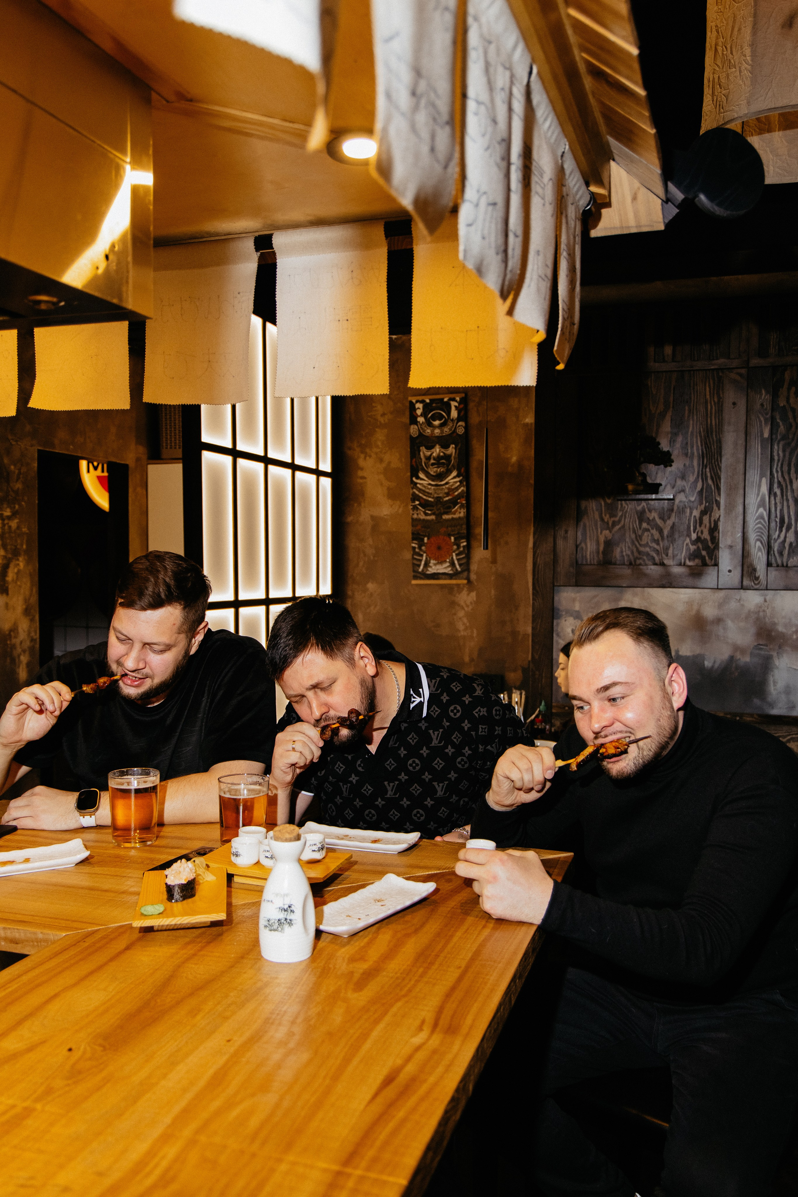 Ресторан НАМБА. Свадебный фотограф Челябинск Зиненко Виктория