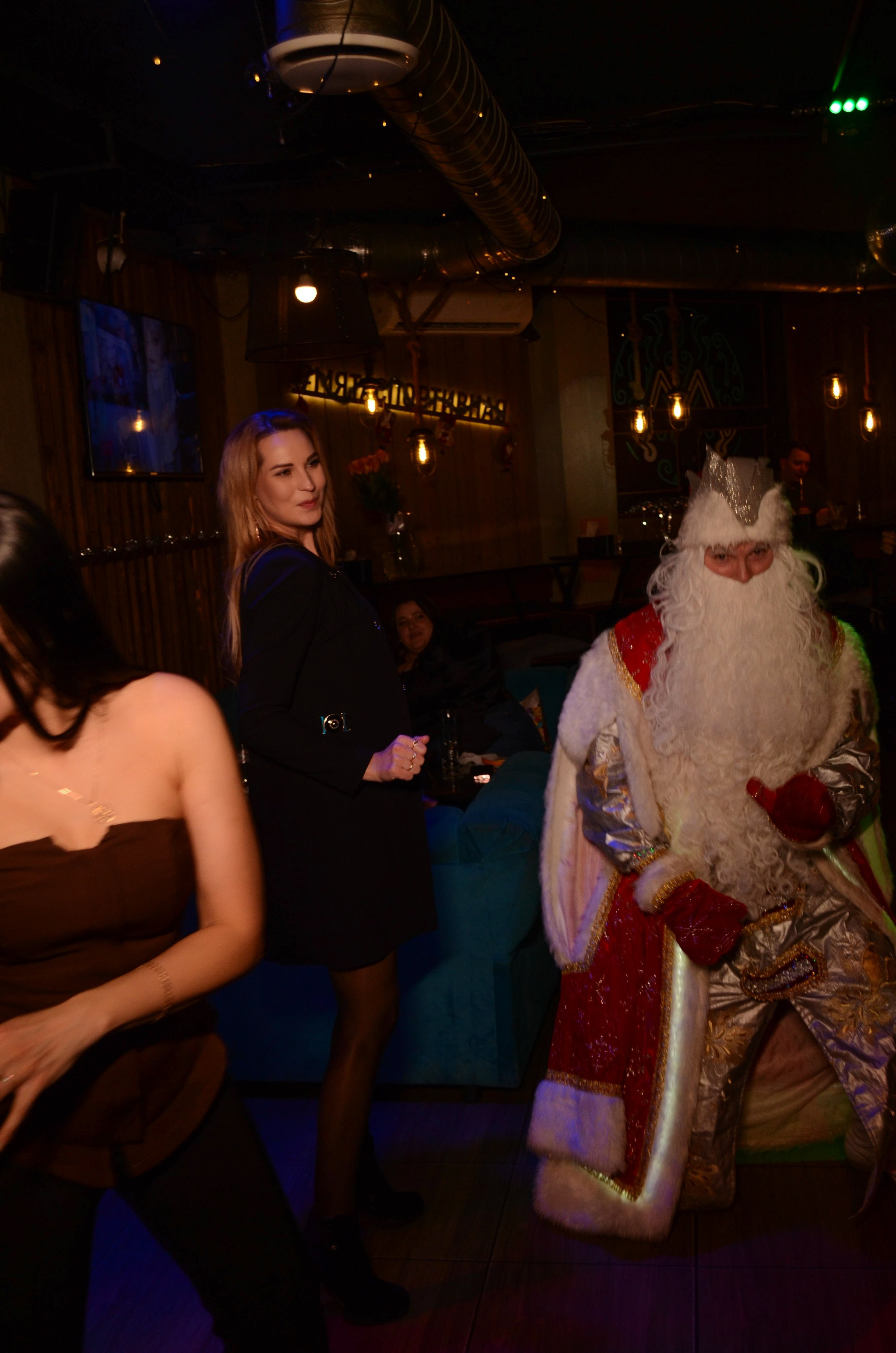 25.12.25 New Year Party. Мята Спортивная — Кальянная, караоке, бар в Минске