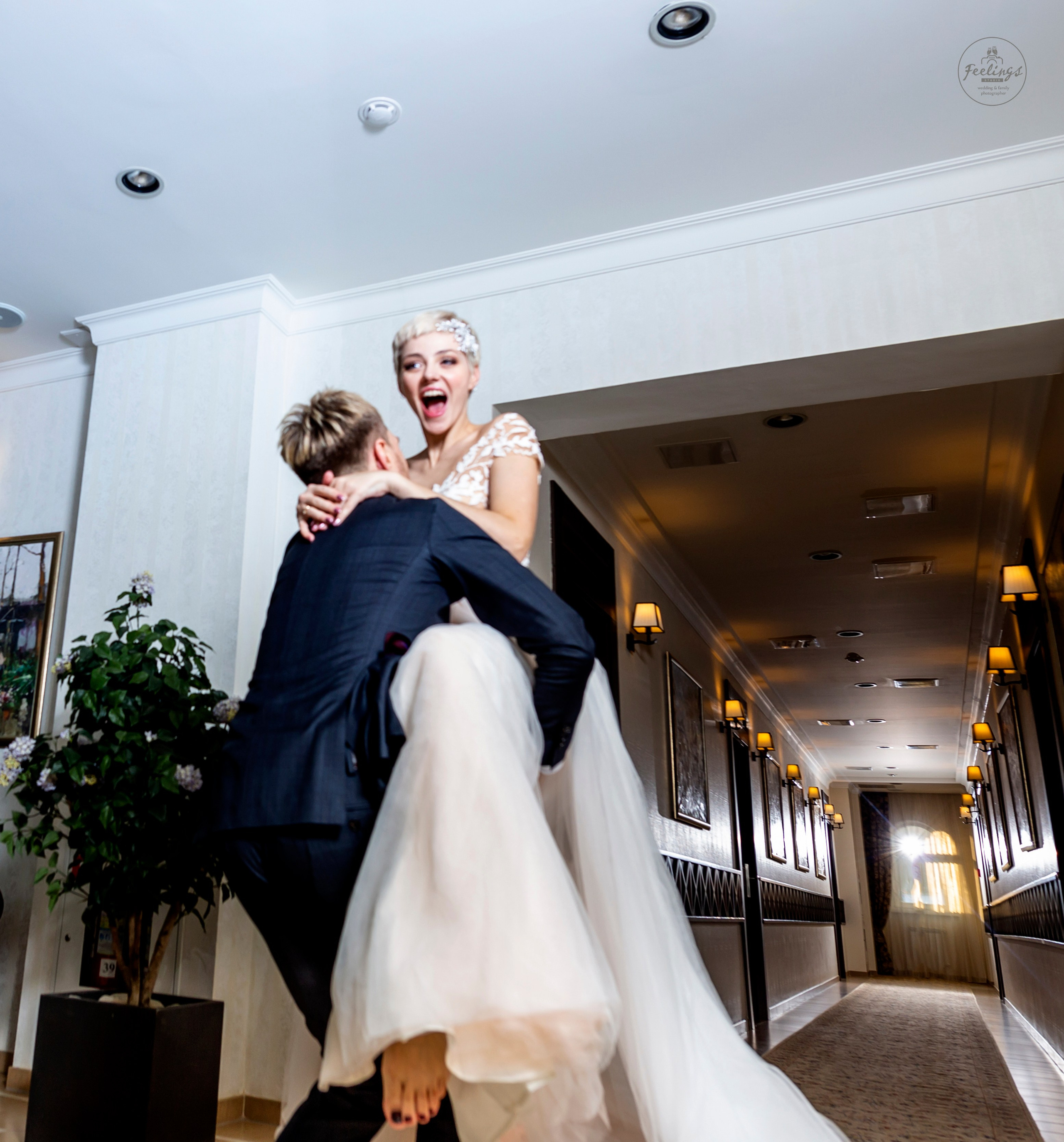 Элона и Евгений. Главная