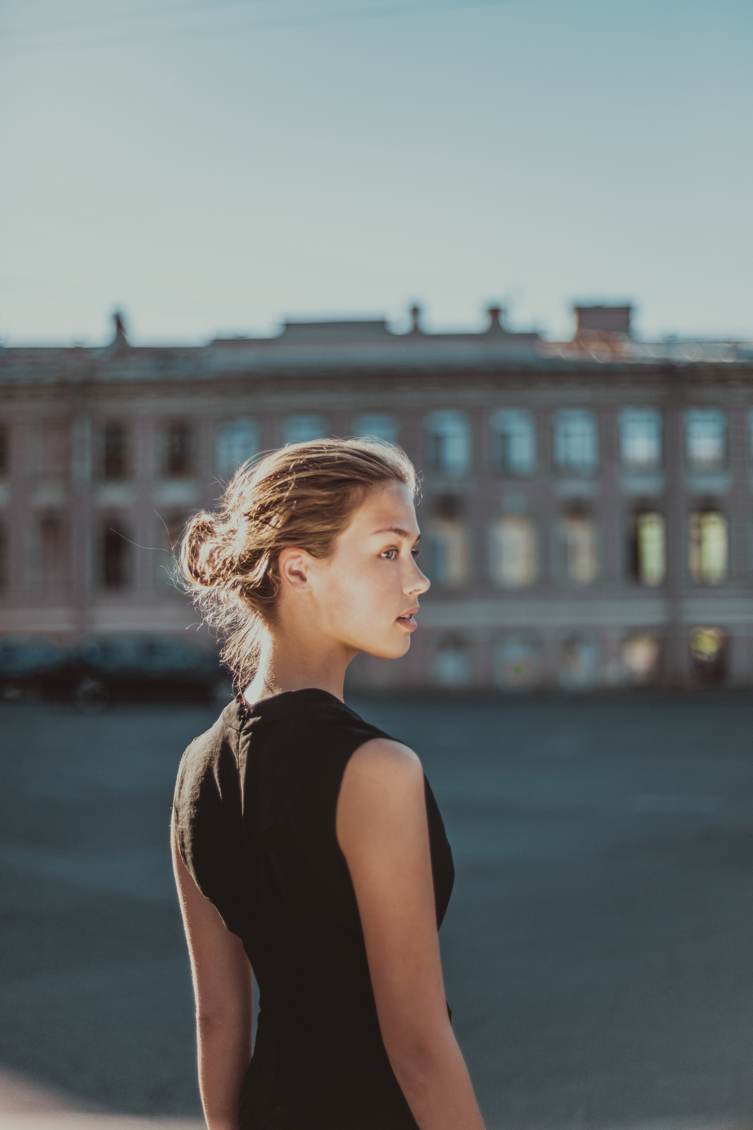 Фотосессия юной девы в дворах Коломны. Детский, свадебный и семейный фотограф Юлия Курбатова, Санкт-Петербург