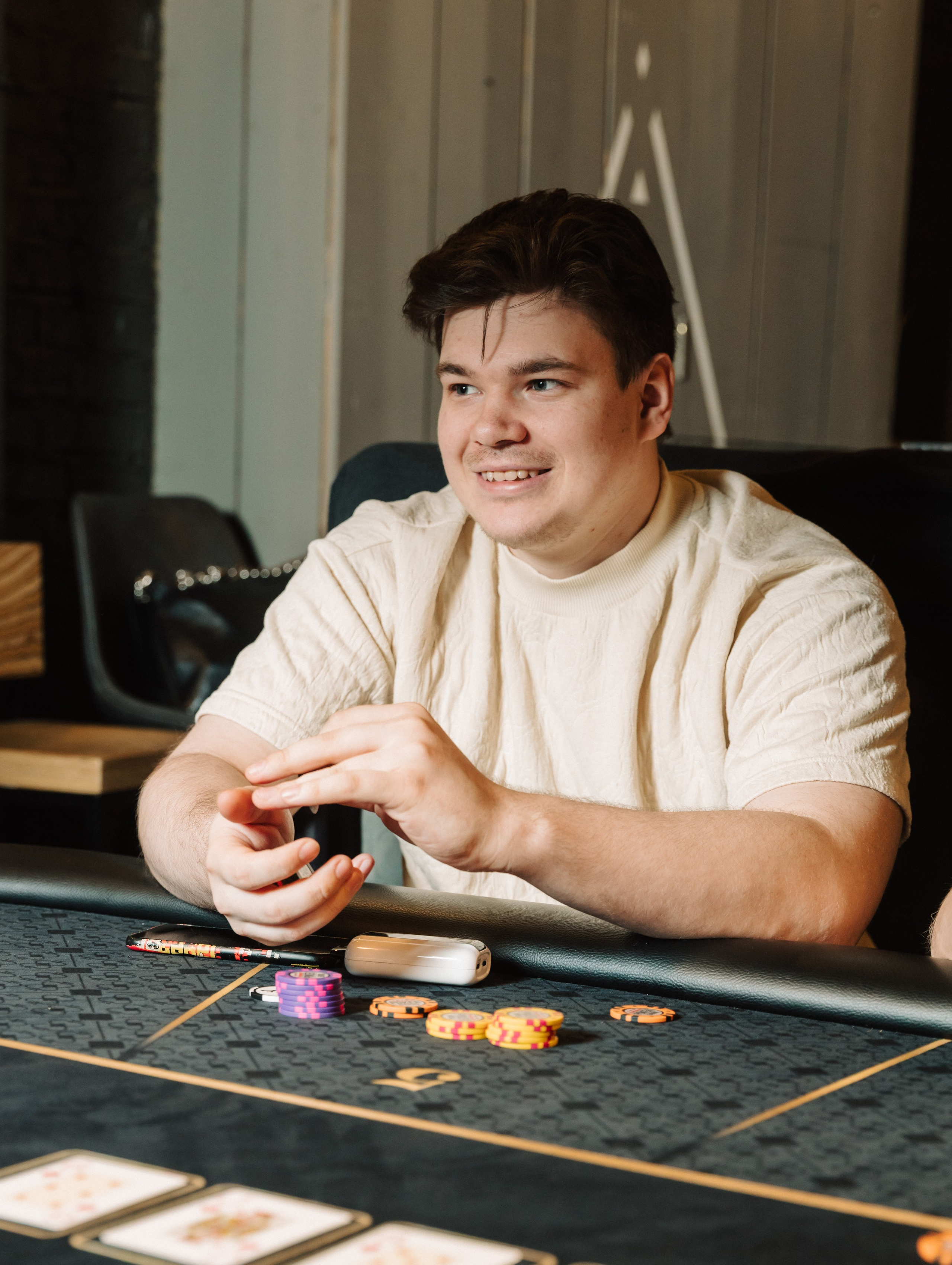 GARAGE GAME POKER. Kubynin.V Production