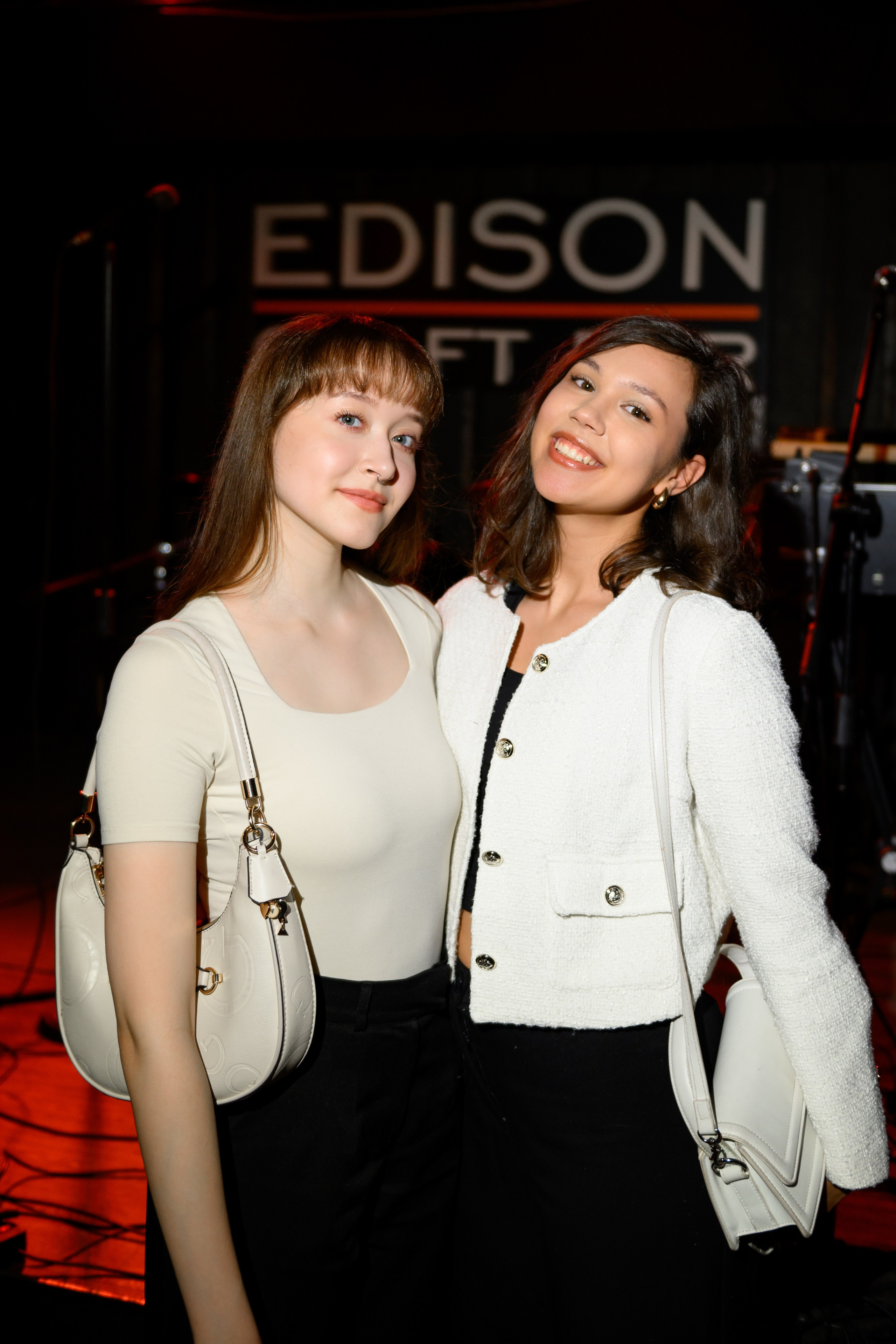 CRAFT BAR EDISON — Диктофон. Свадебный фотограф Иркутск Алексей Шульгин