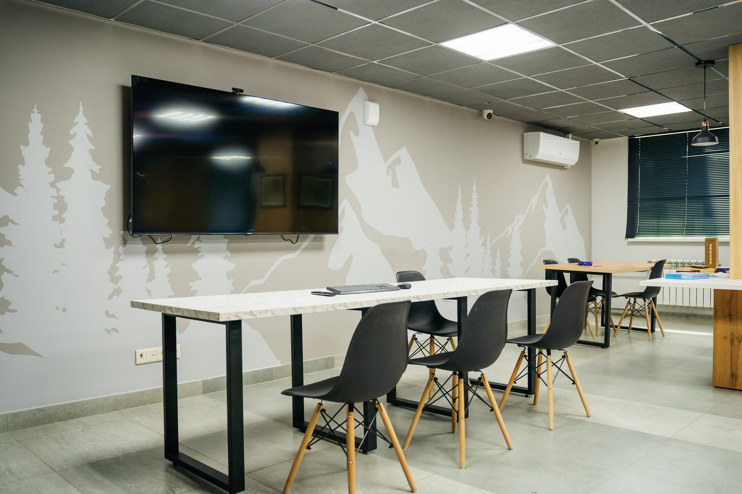 Съемка для Уральского медицинского колледжа ЮМЕД. Видеограф и Фотограф в Челябинске Ксения и Владимир Рюмины